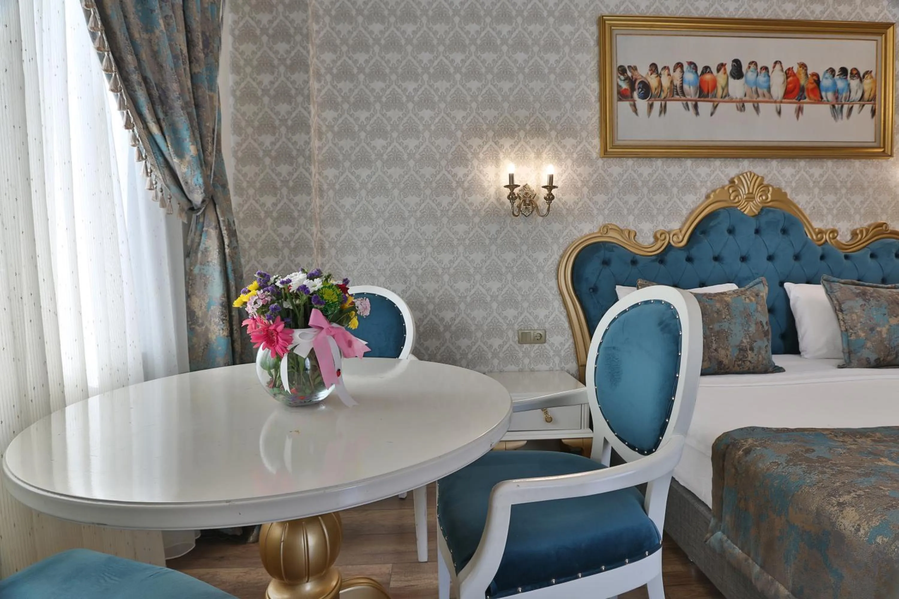 Seating area in Park Dedeman Mardin