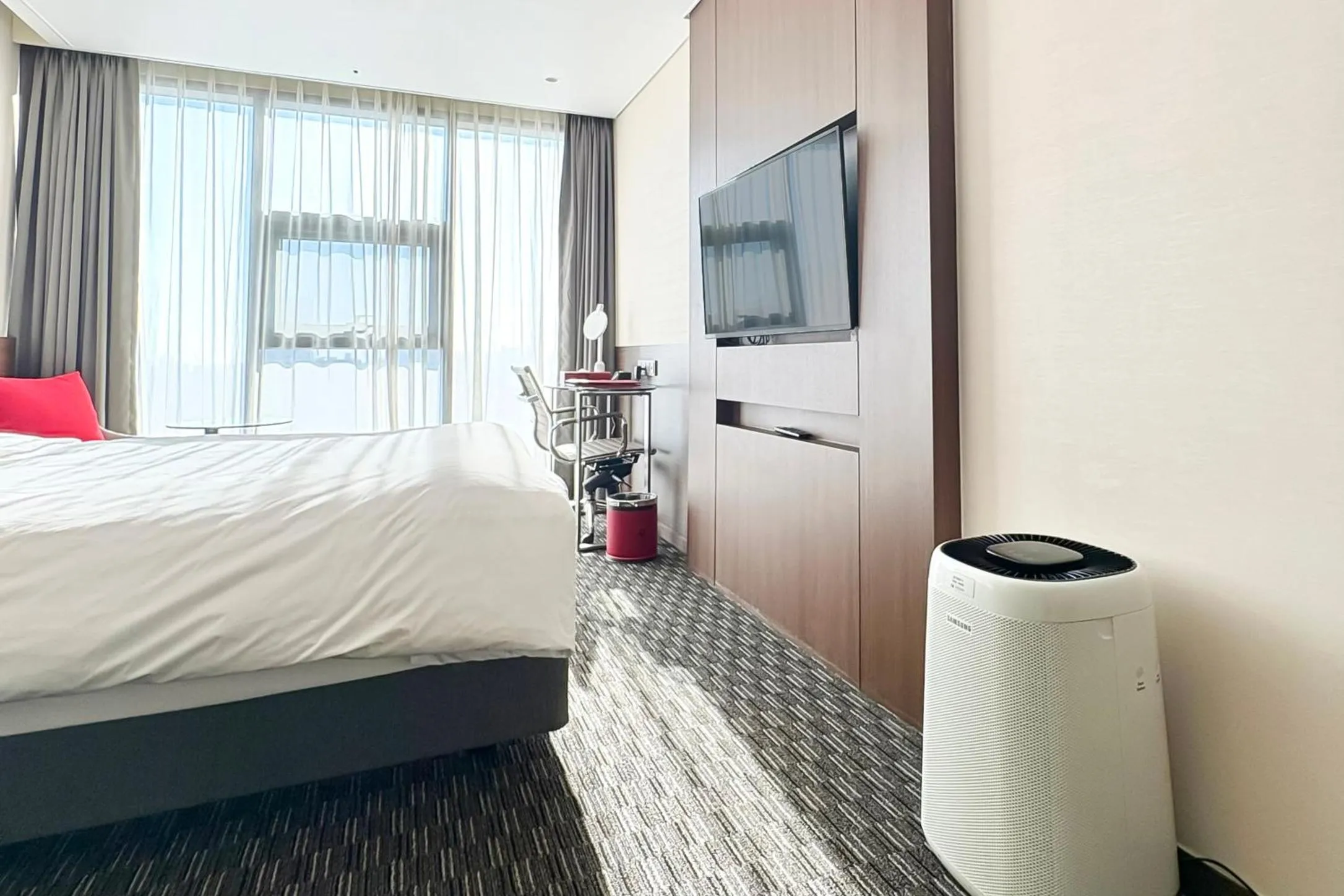Bed in Ramada Encore by Wyndham Busan Station