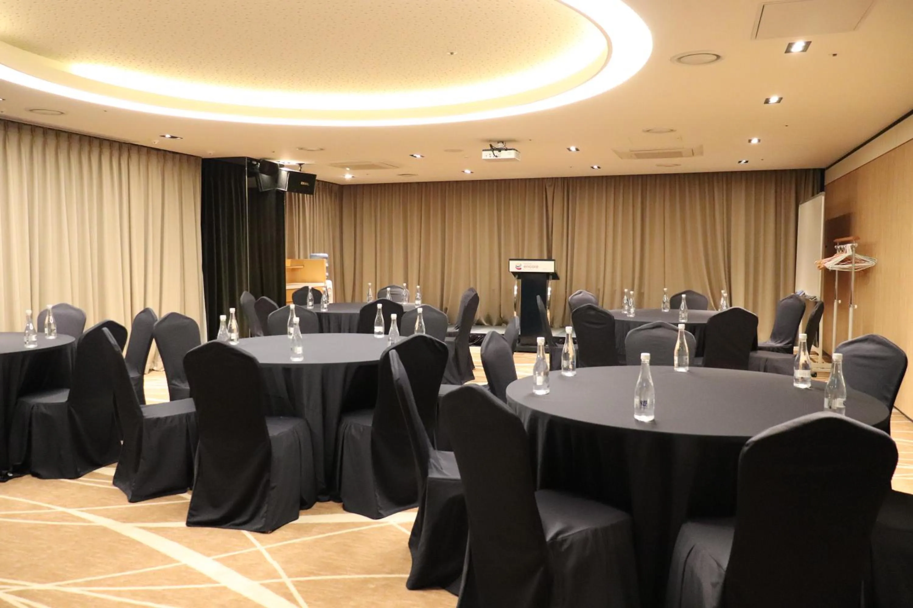 Banquet/Function facilities in Ramada Encore by Wyndham Busan Station