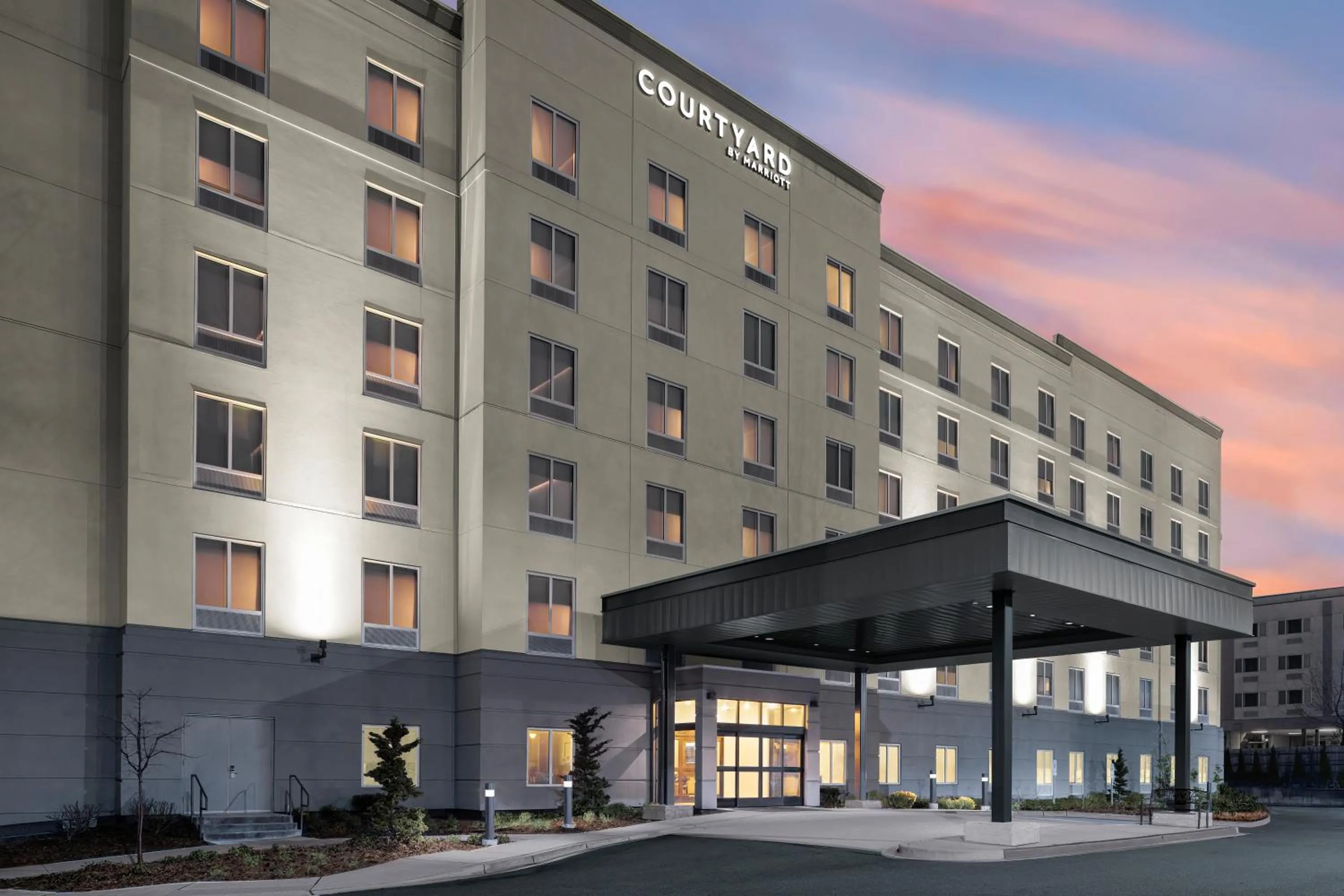 Property building in Courtyard by Marriott Seattle SeaTac Airport