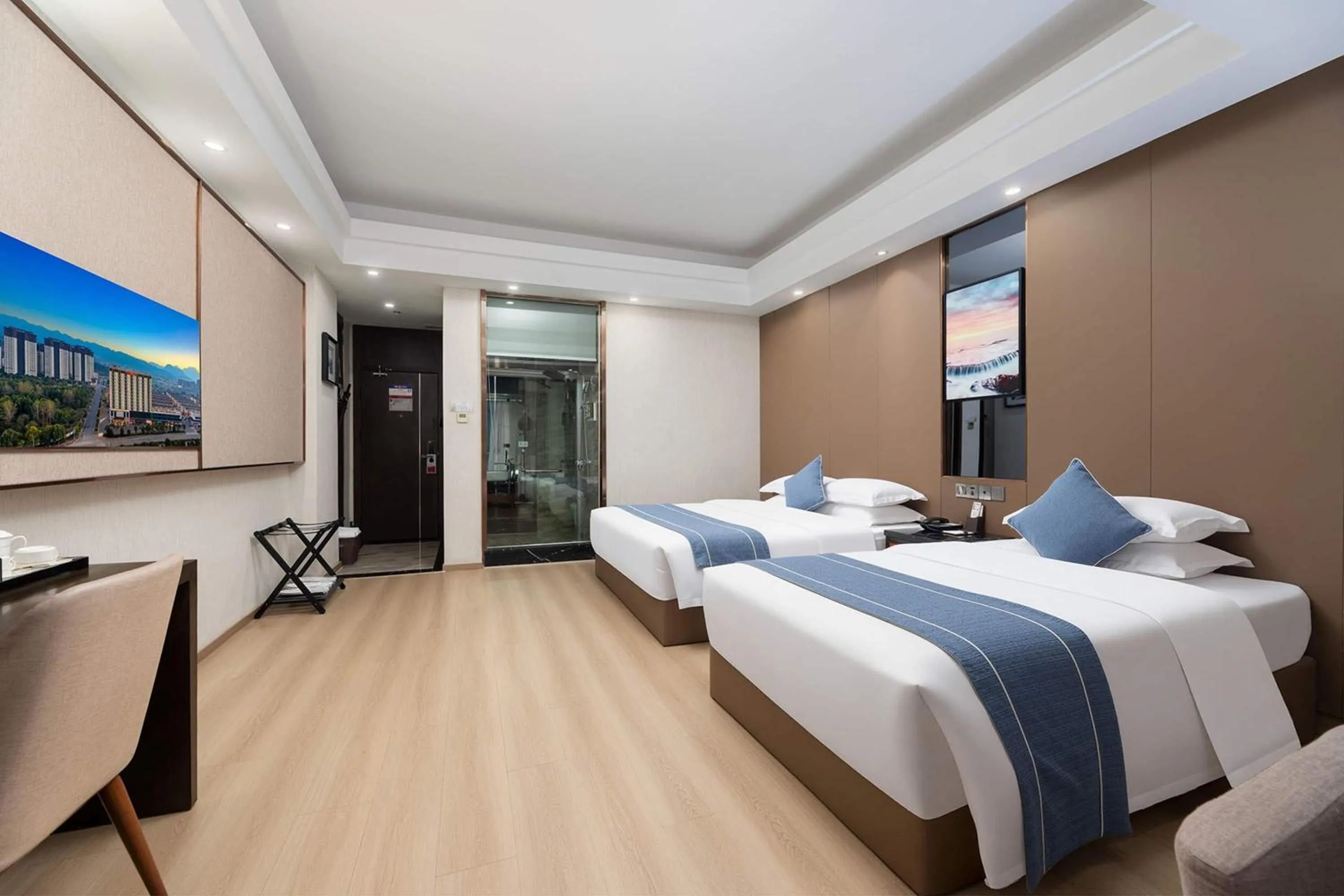Photo of the whole room, Bed in Ramada by Wyndham Zhangjiajie