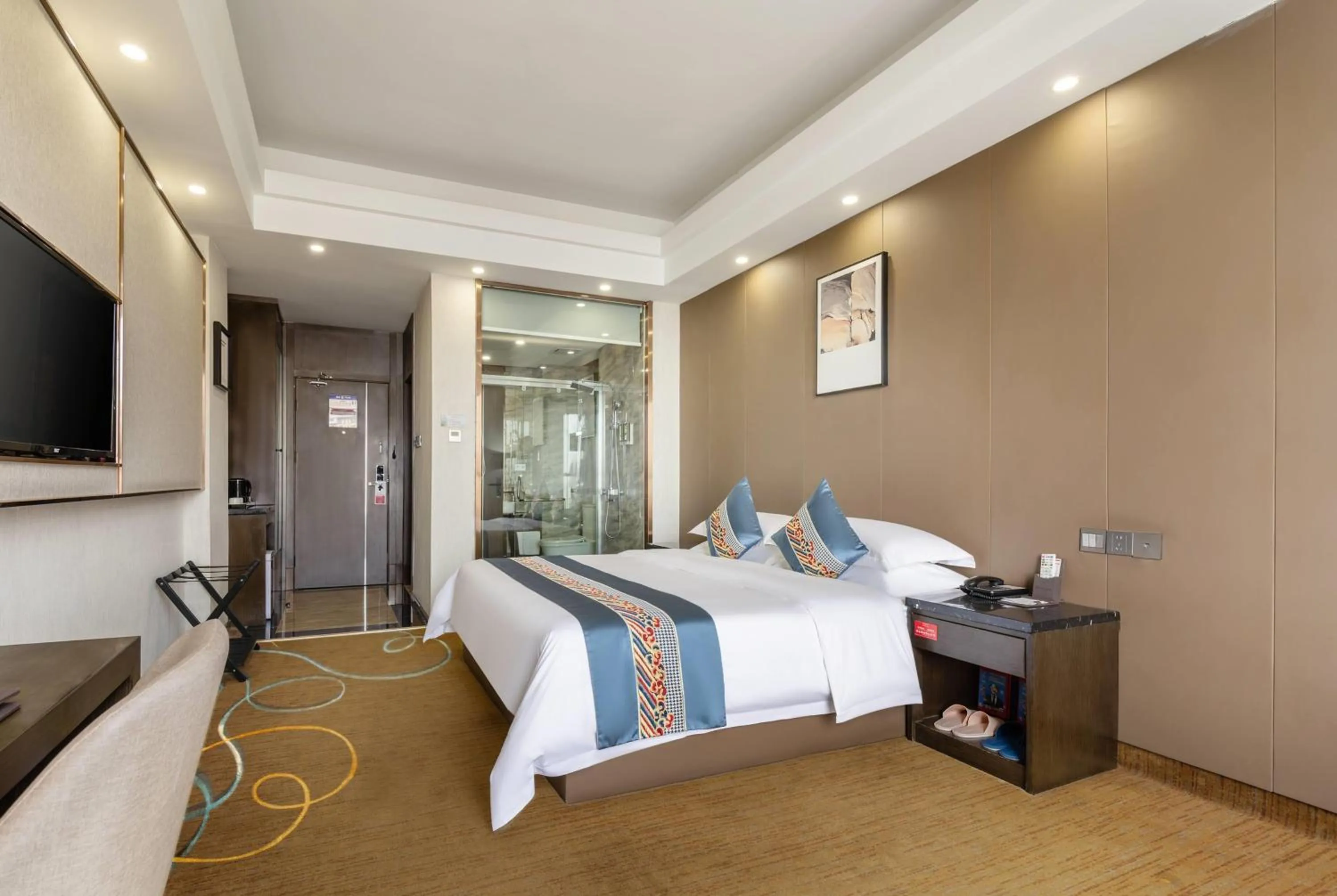 Photo of the whole room, Bed in Ramada by Wyndham Zhangjiajie
