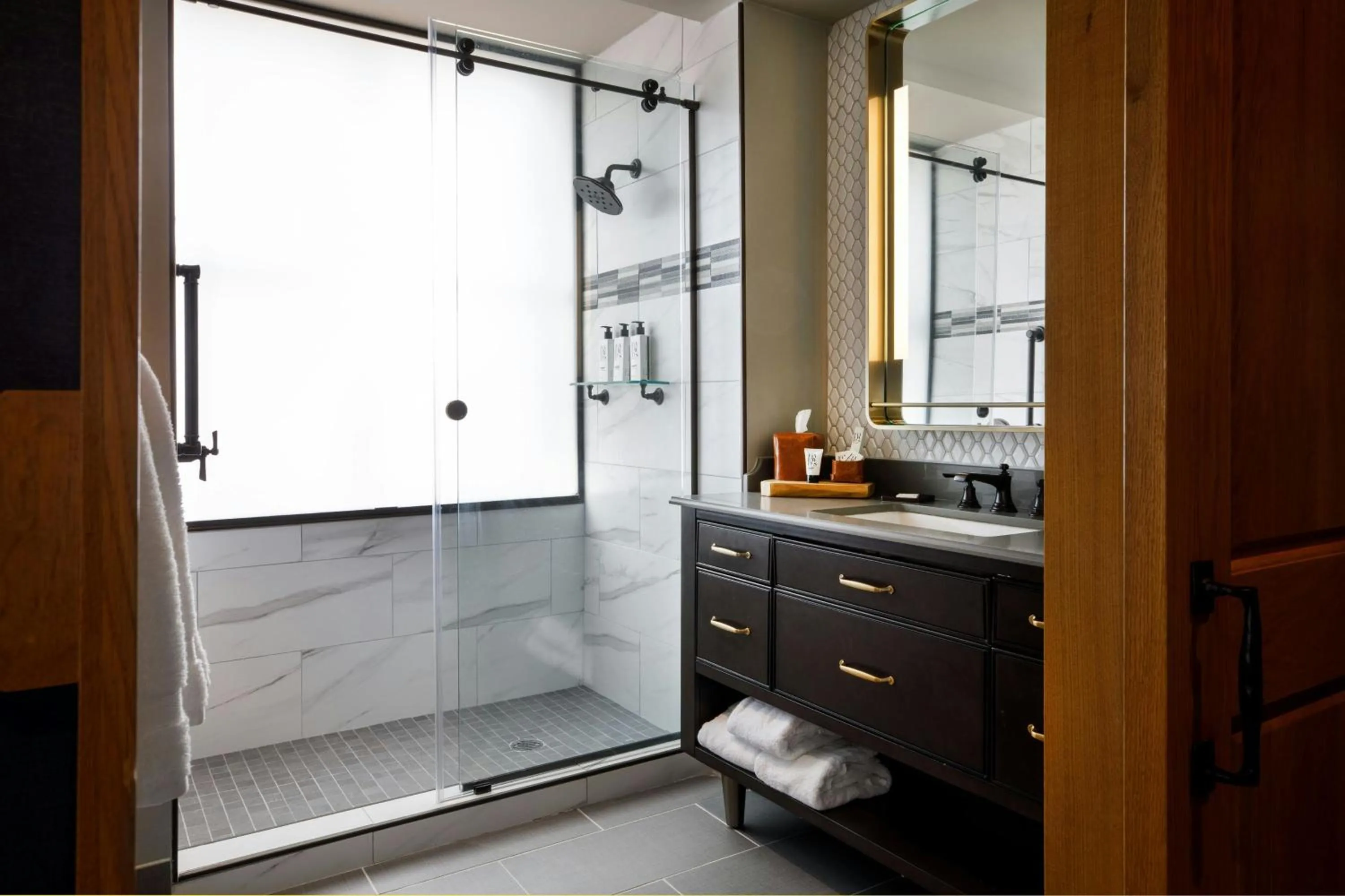 Bathroom in The Barfield, Autograph Collection