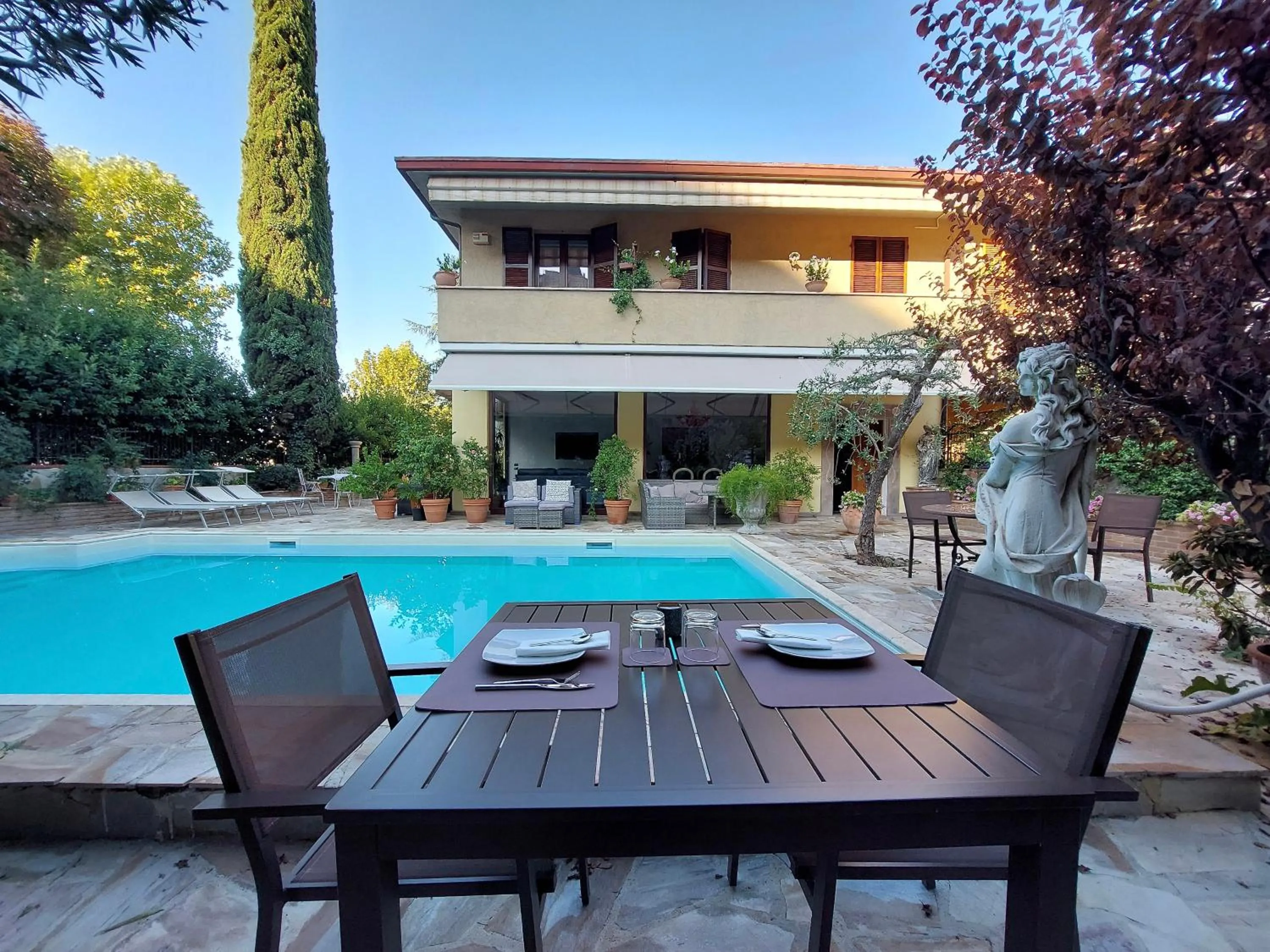 Property building in Villamena