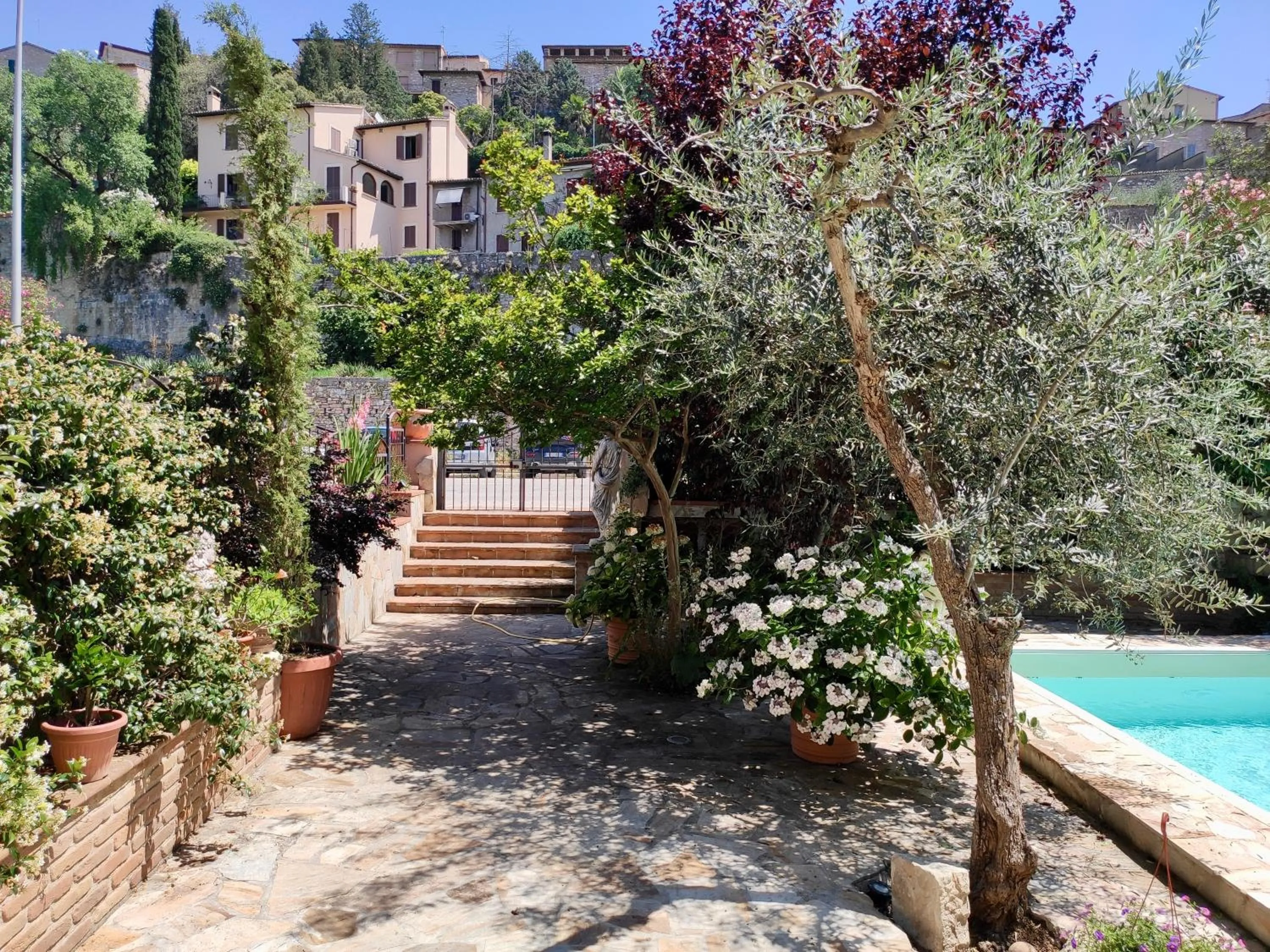 Facade/entrance in Villamena