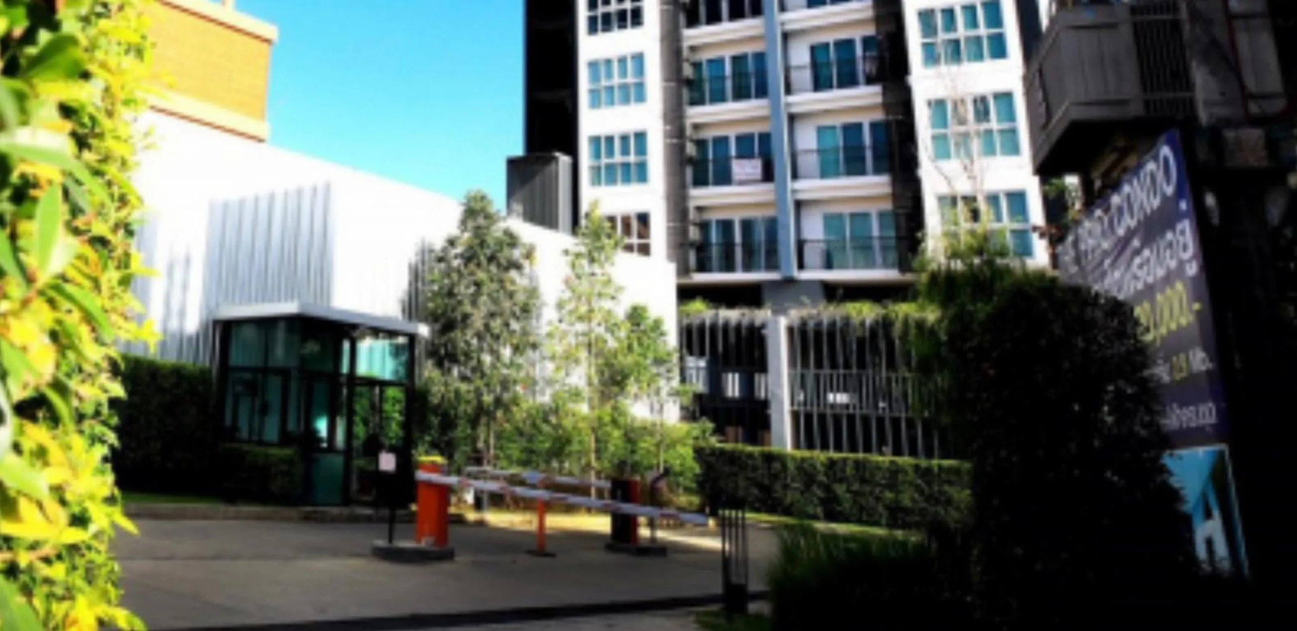 Facade/entrance in The Prio Signature Condo Chiangmai