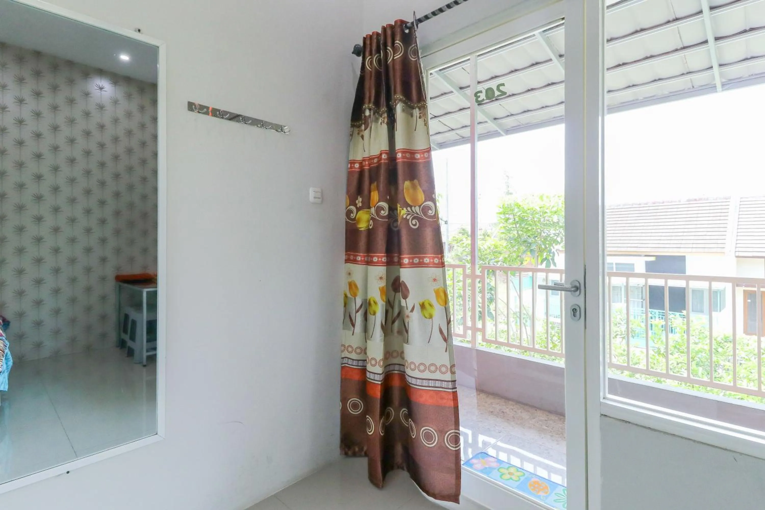 Bathroom in Griya Mulya near Alun Alun Batu Mitra RedDoorz