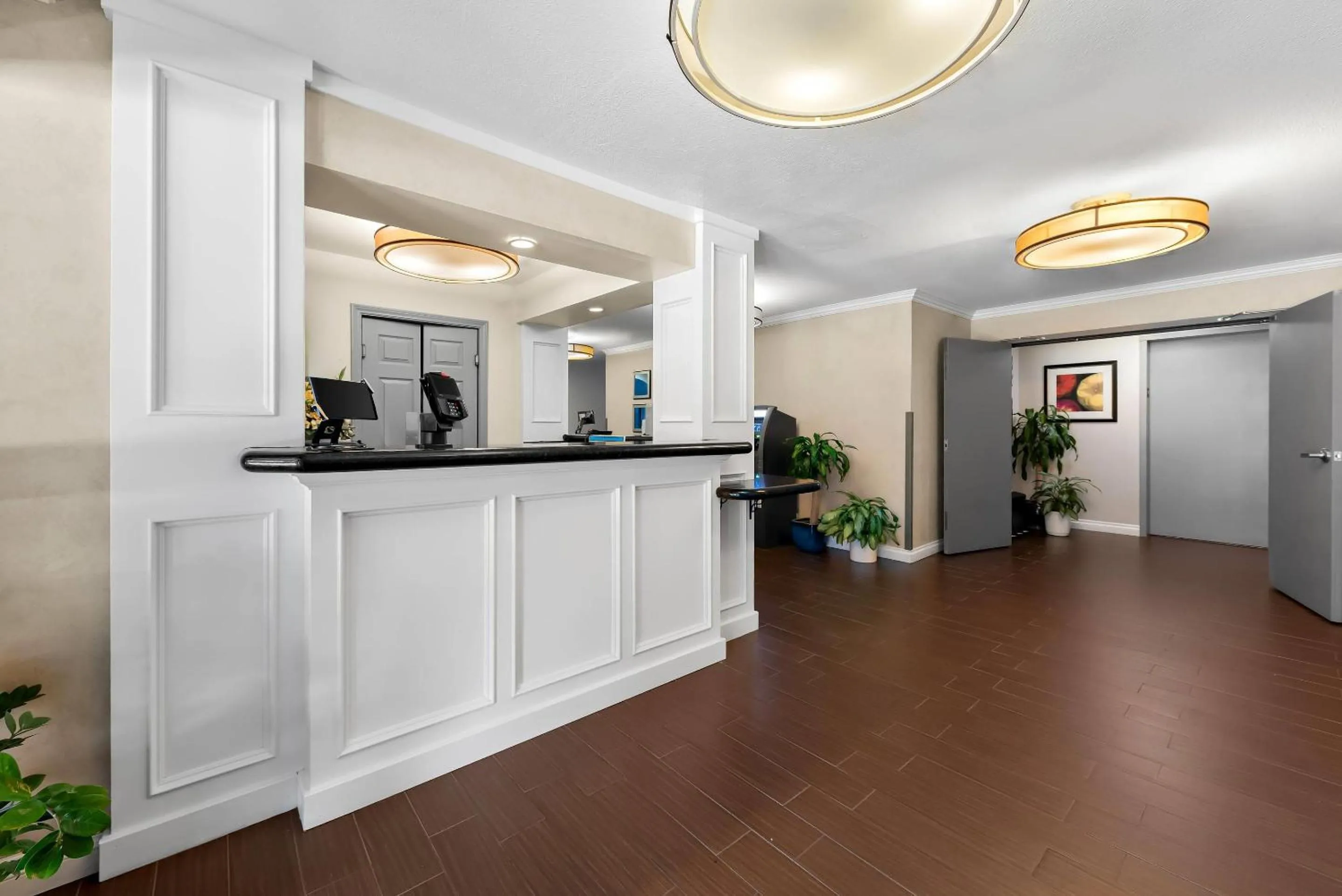 Lobby or reception in Comfort Inn Gaslamp Convention Center