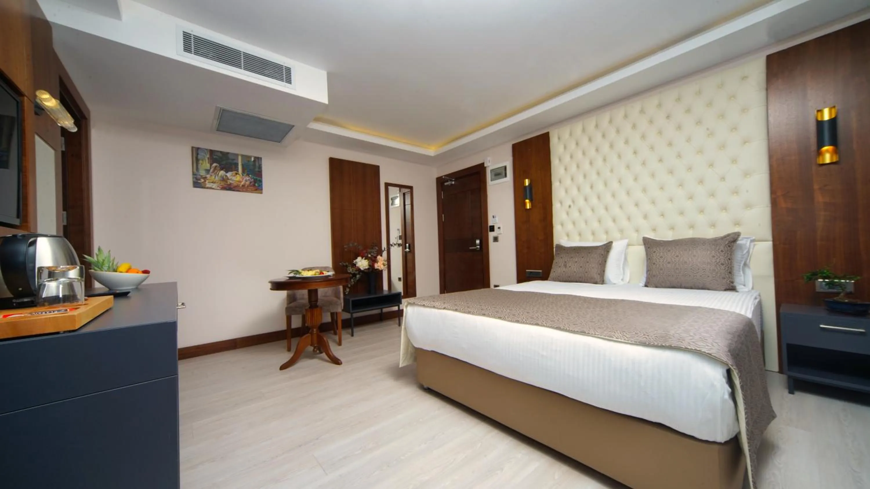 Photo of the whole room, Bed in My Dream Istanbul Hotel