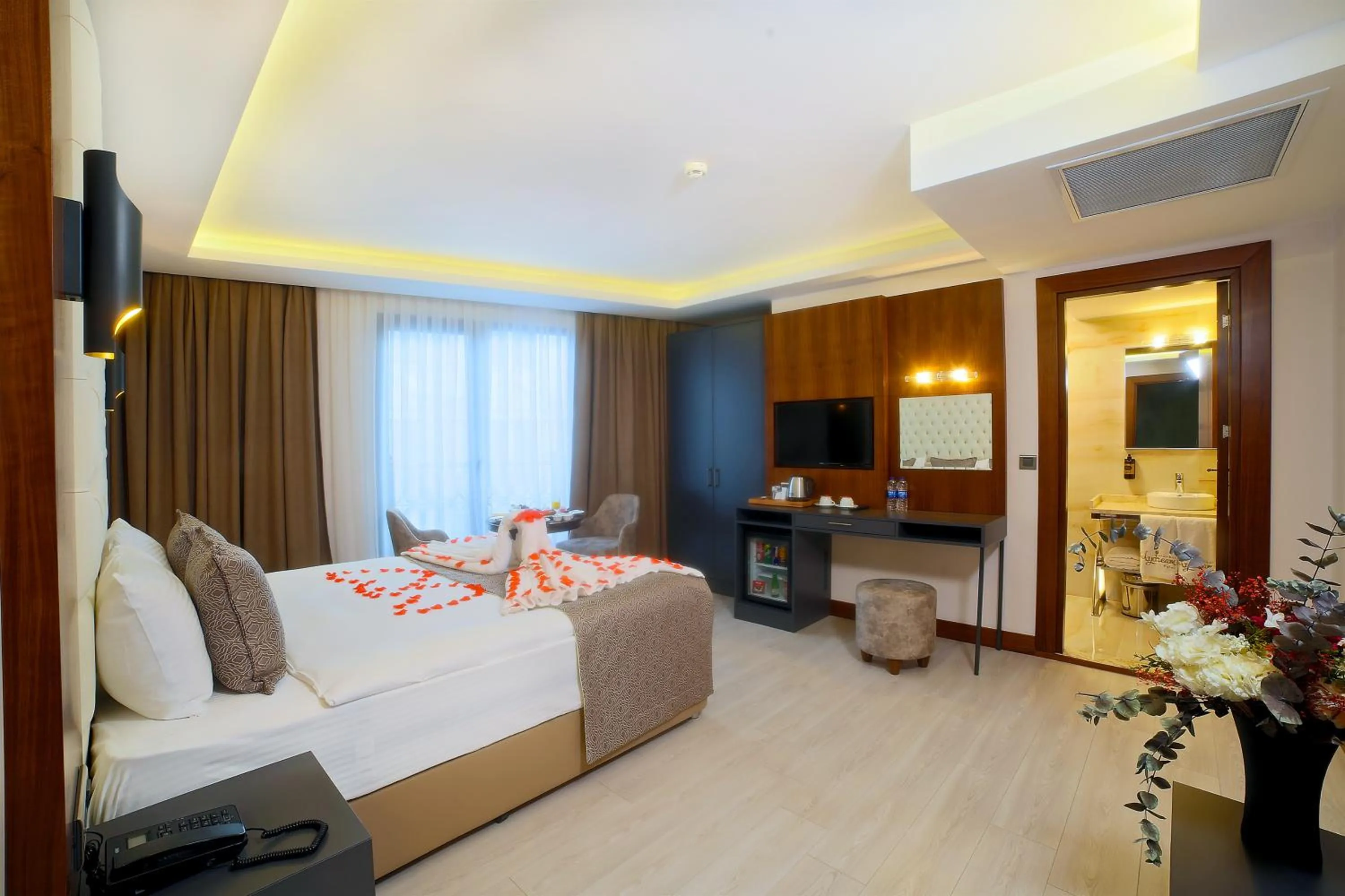 Photo of the whole room in My Dream Istanbul Hotel