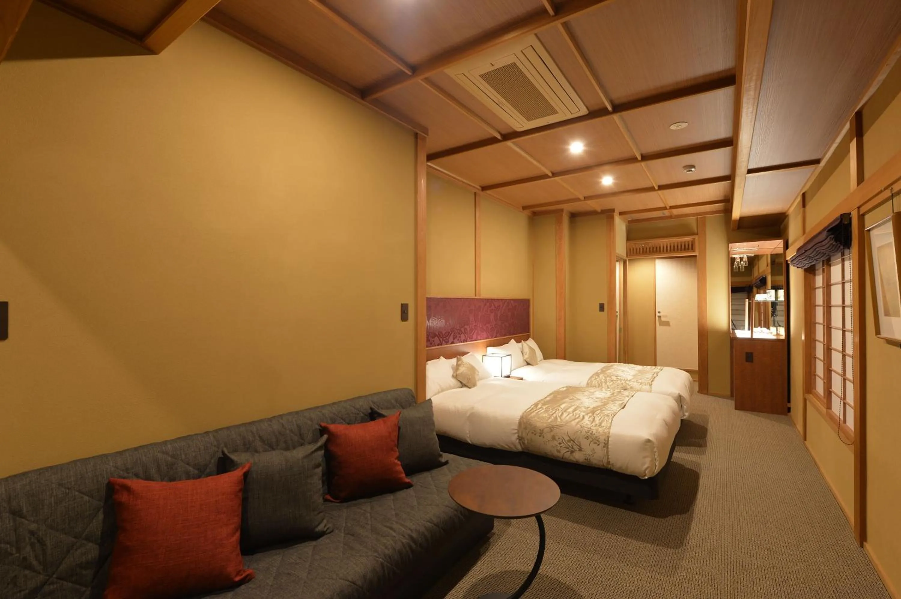 Bed in Gion Oyado Kikutani