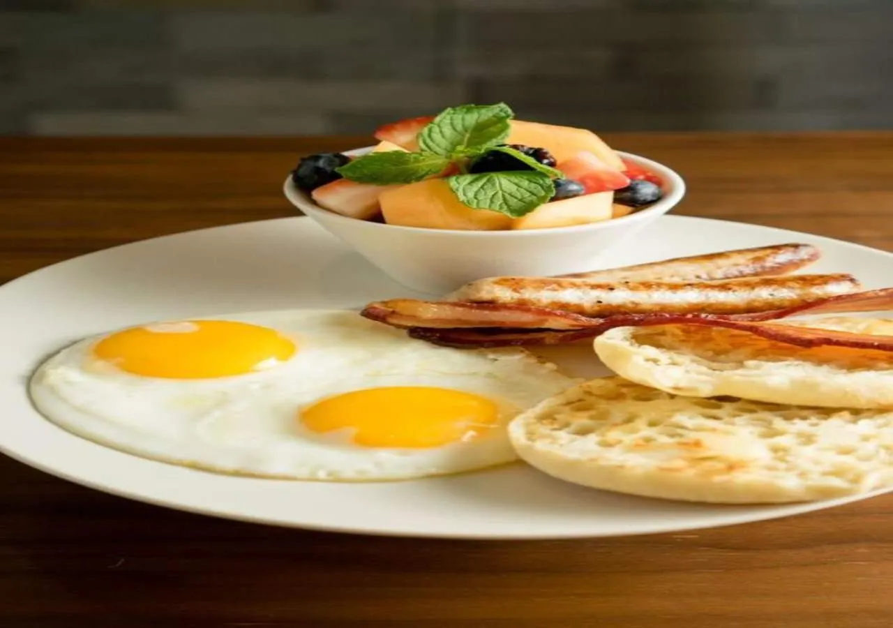 American breakfast in Hotel Fusion, a C-Two Hotel