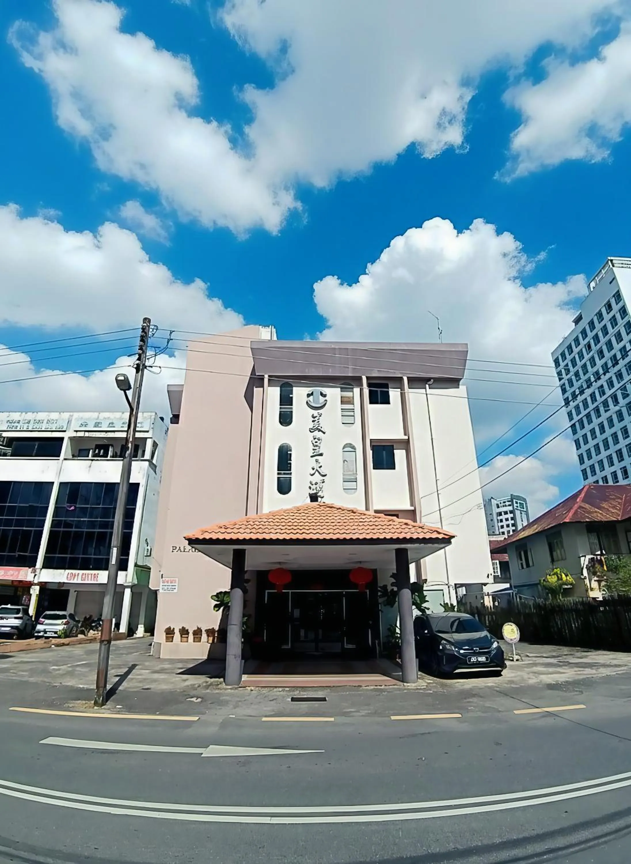 Property building in Palace Inn