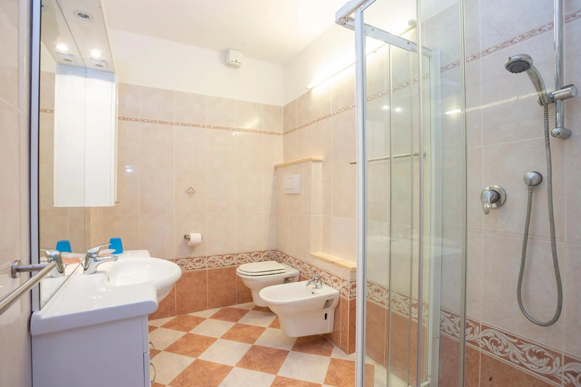 Shower in Residence Villa Elena