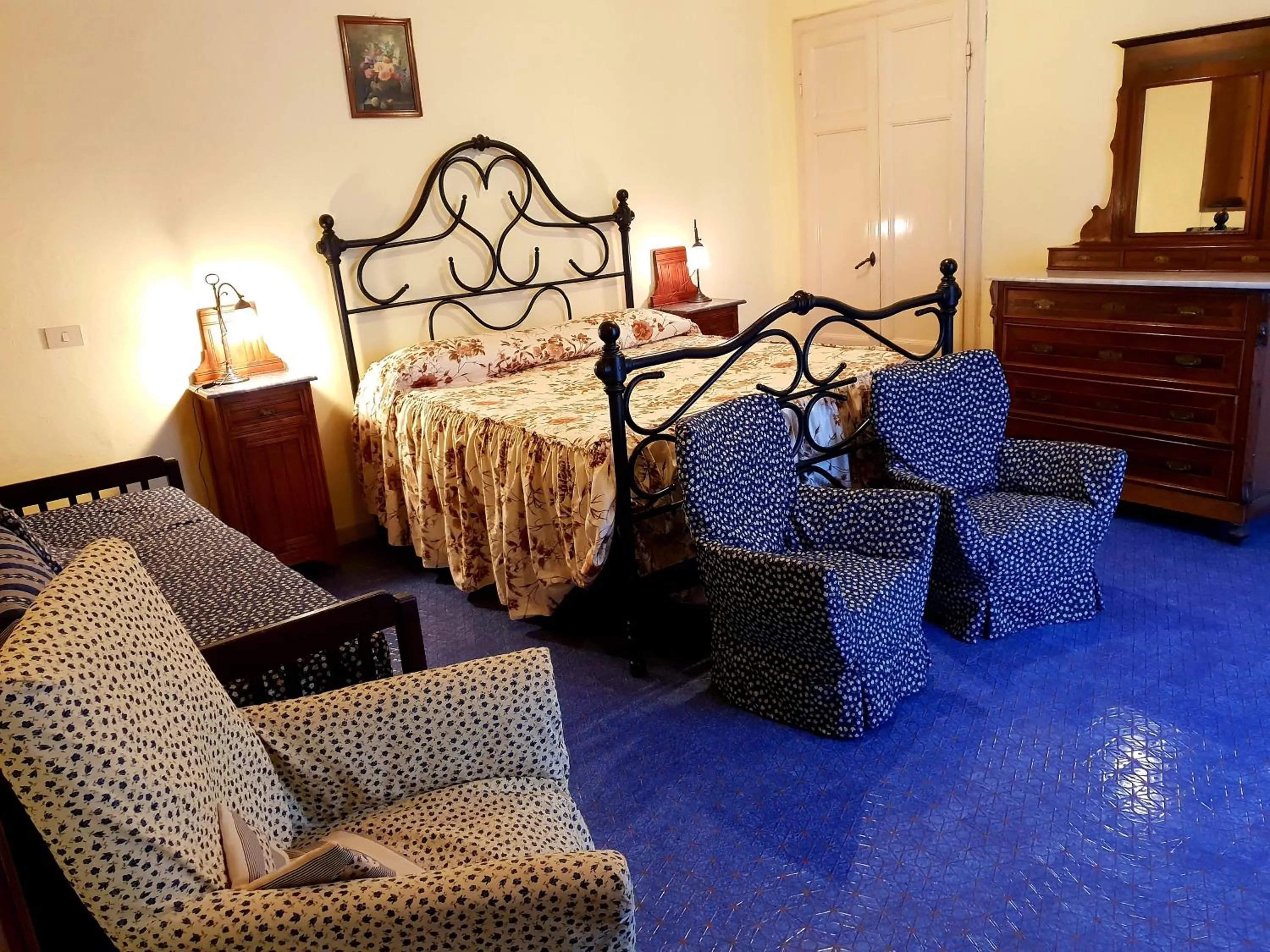 Bedroom, Bed in Residence Villa Elena