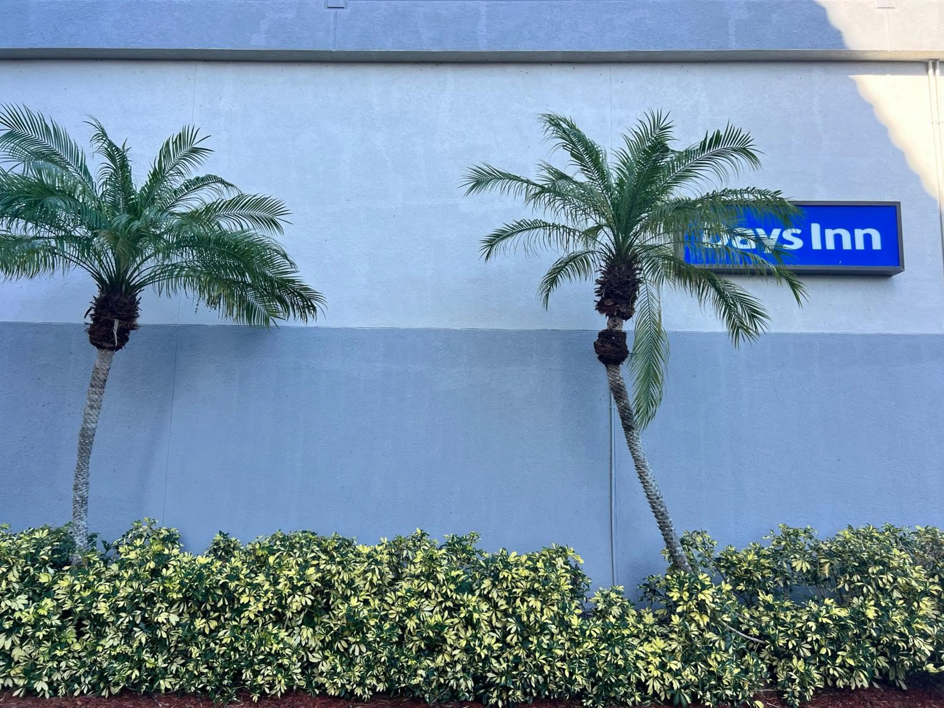 Property building in Days Inn by Wyndham Melbourne