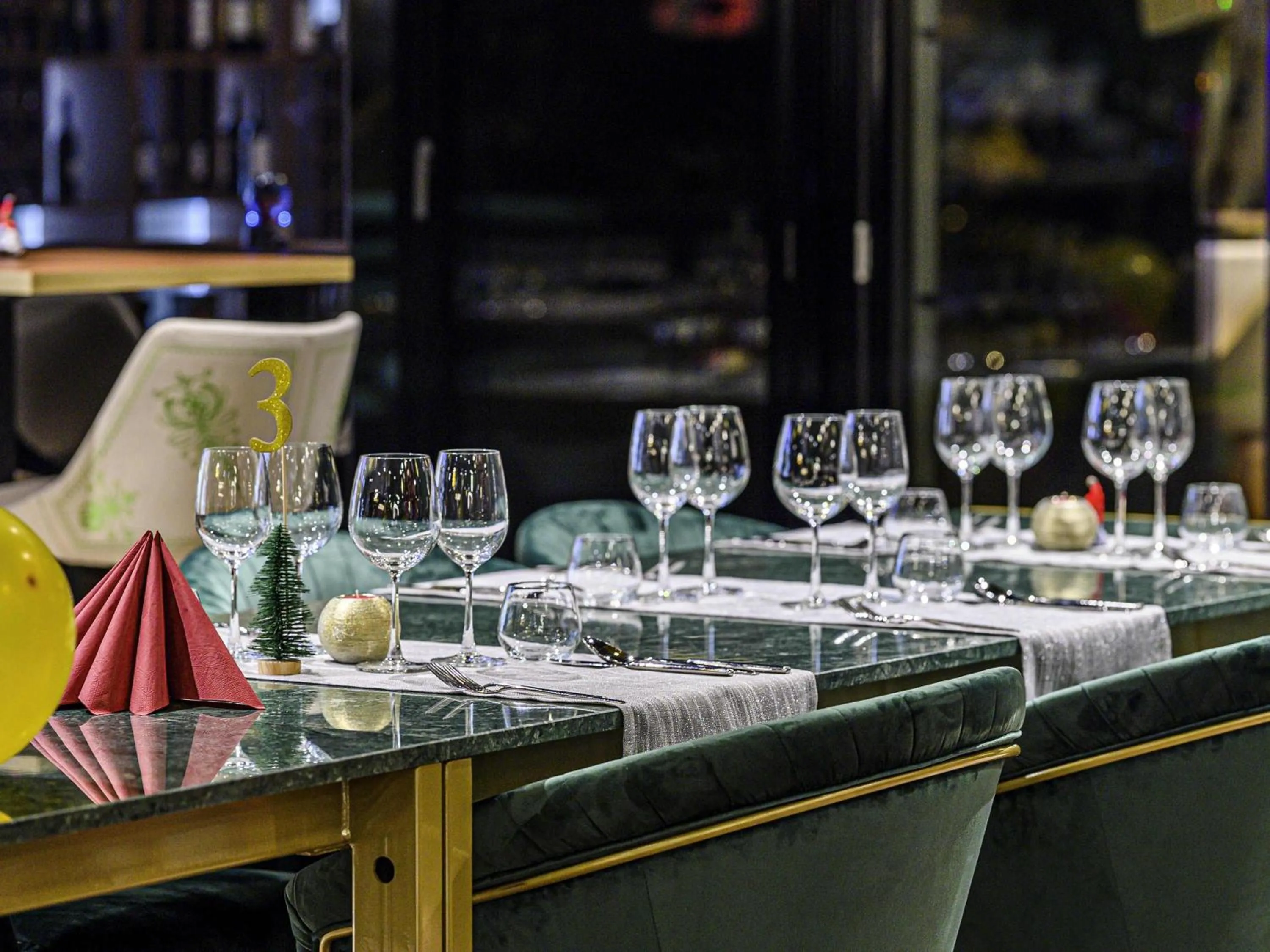 Restaurant/places to eat in Mercure Timisoara