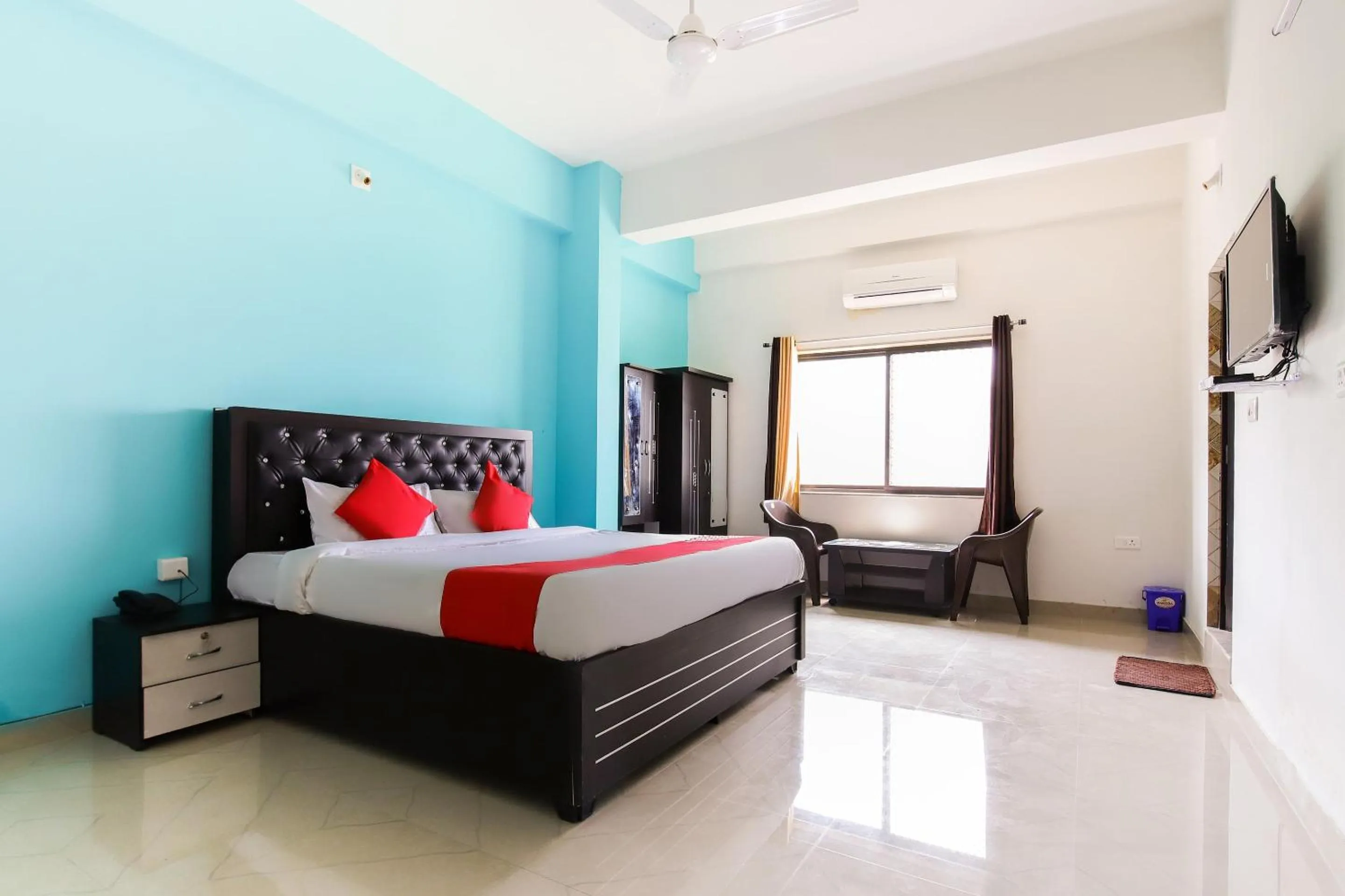 Bedroom in Hotel O Udaipur Valley