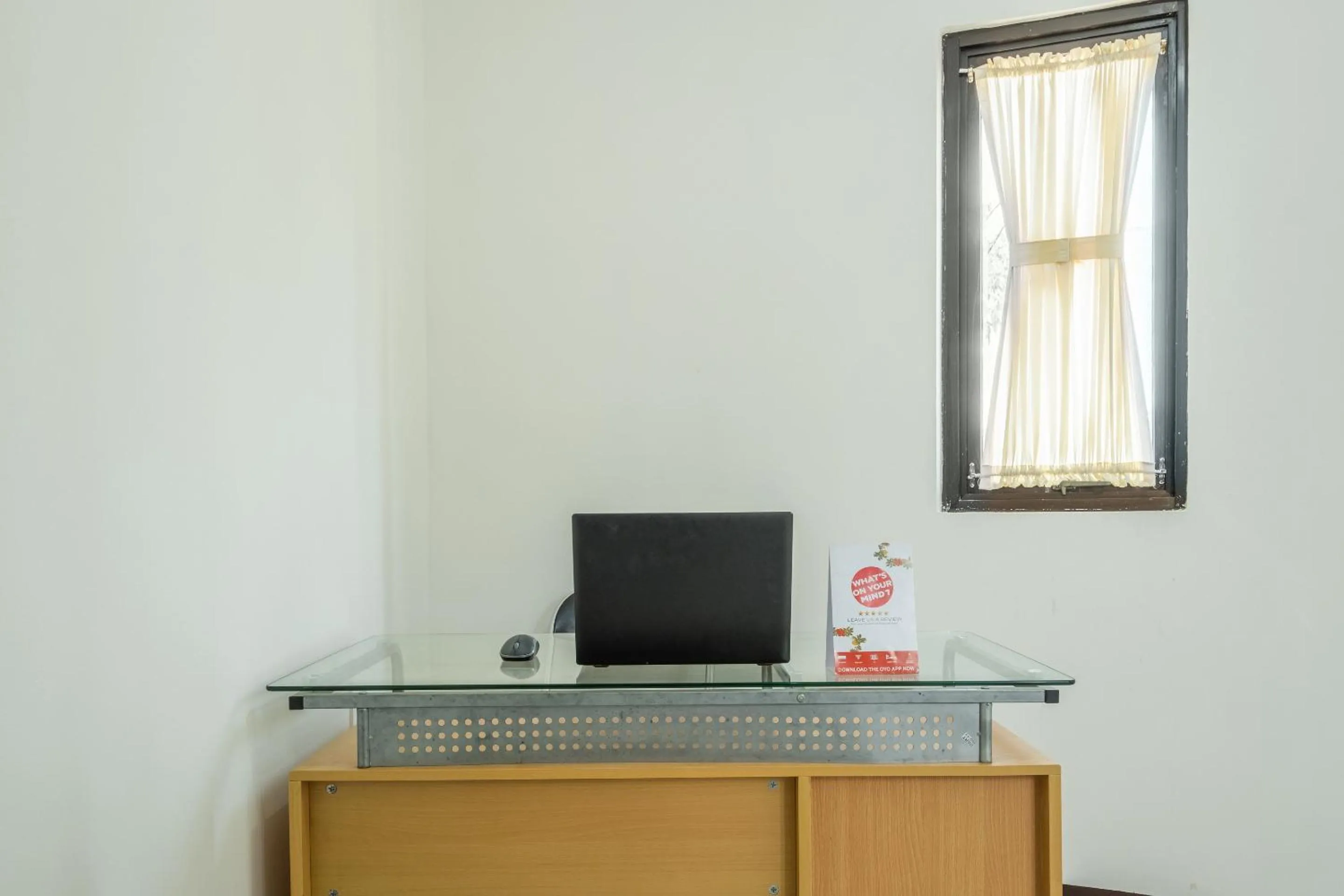 Lobby or reception, TV/Entertainment Center in Super OYO 1460 Anyelir Residence