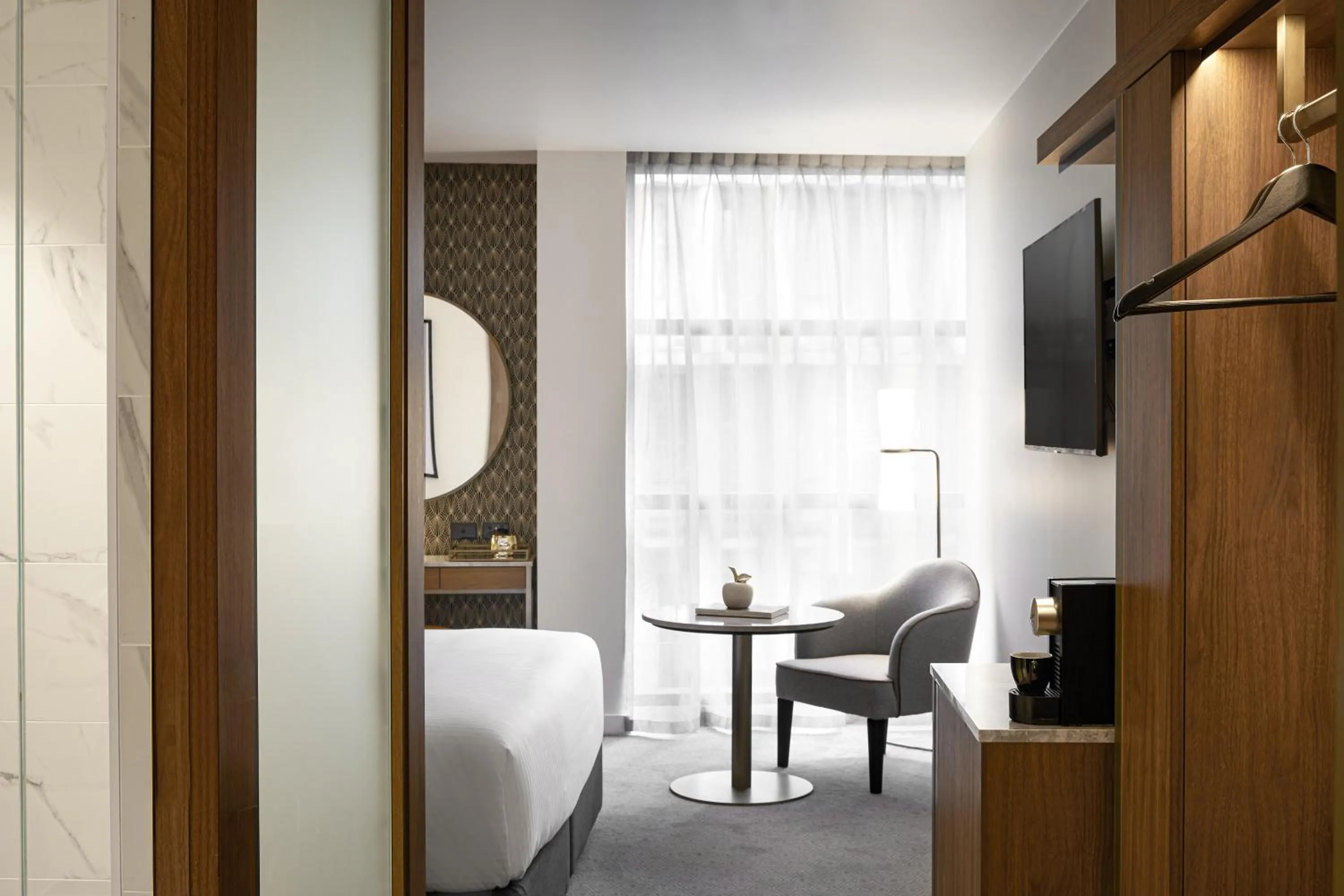 Photo of the whole room in Crowne Plaza Sydney Darling Harbour by IHG