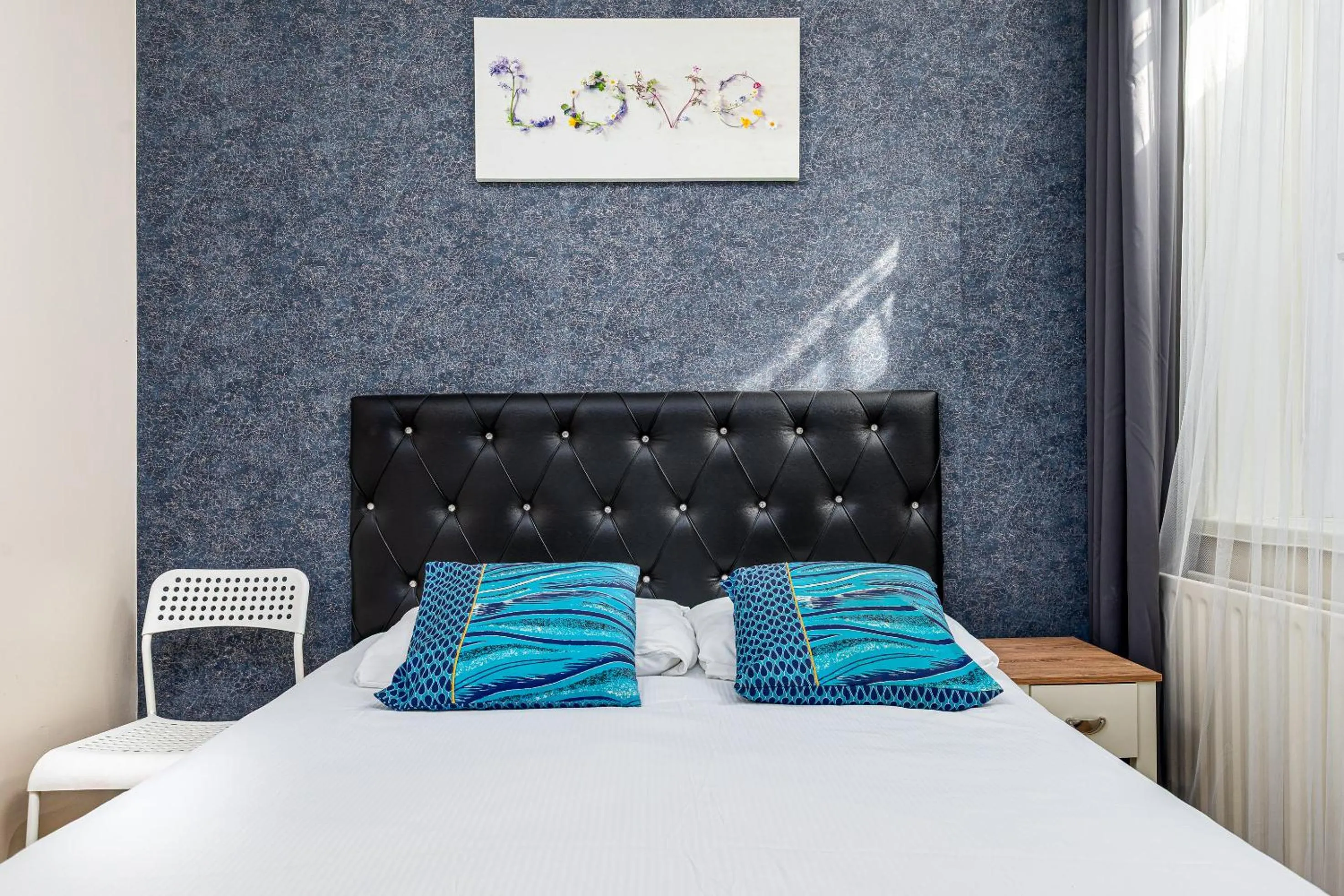 Bed in Camden Apartments