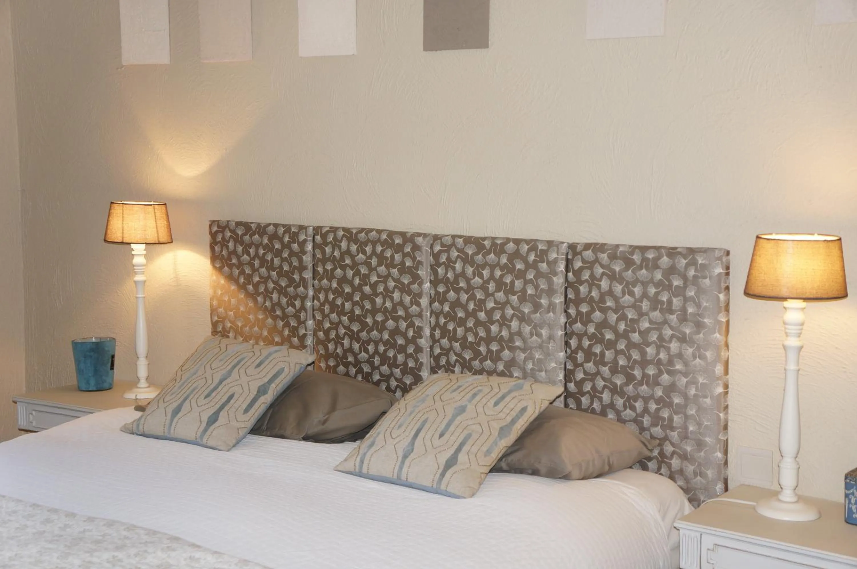 Photo of the whole room, Bed in B&B LES CRESSES