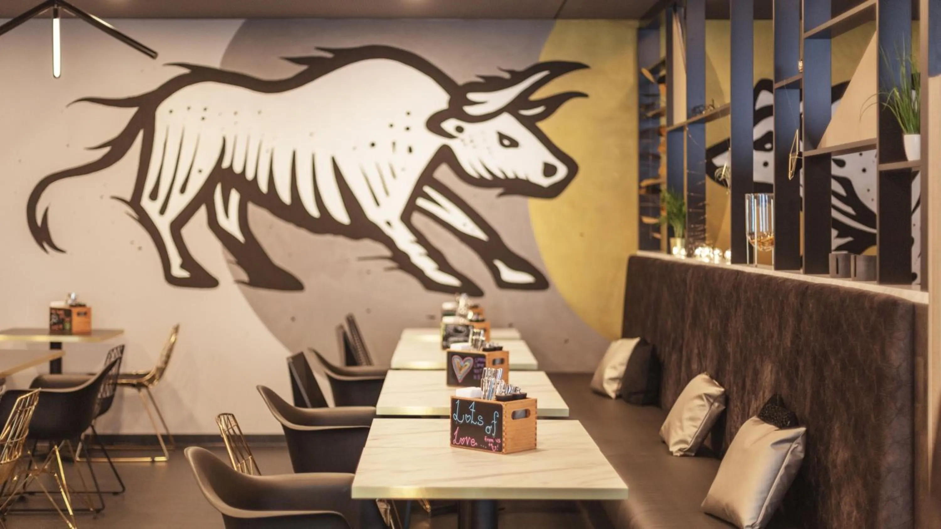 Restaurant/places to eat in Holiday Inn - the niu, Coin Frankfurt Ostend by IHG