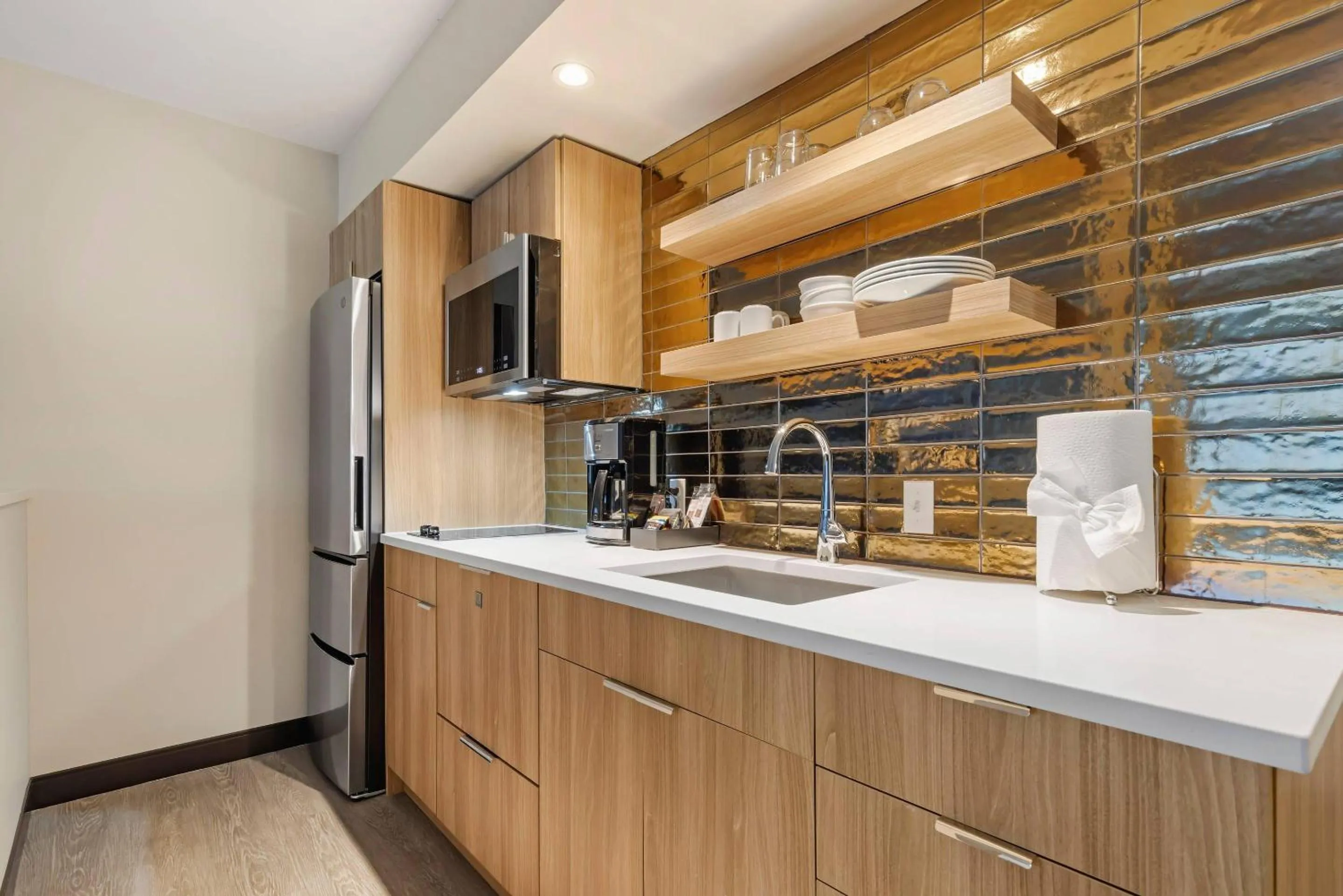 Bedroom in The Quincy, an Ascend Collection Hotel