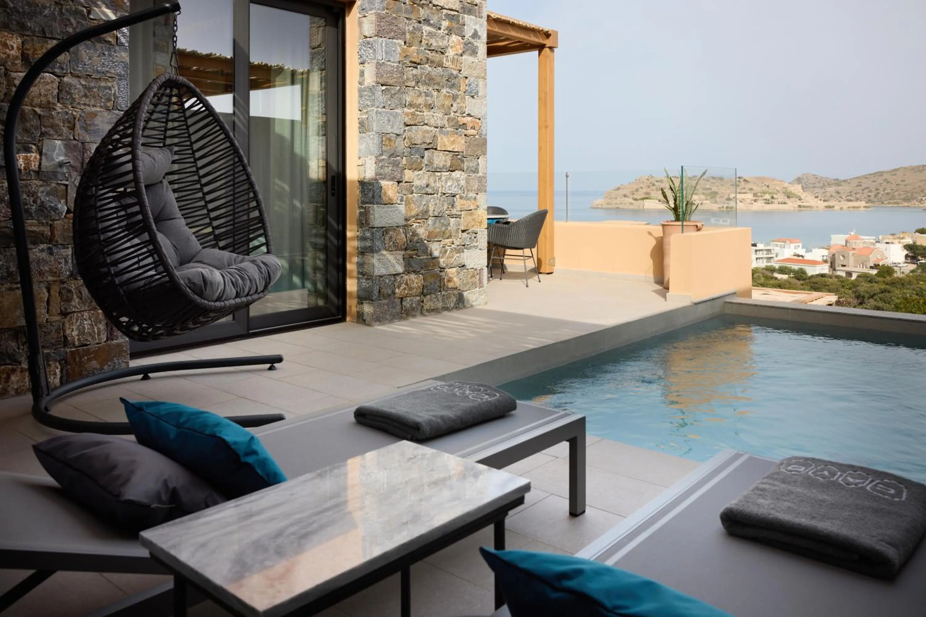 Pool view in Cayo Exclusive Resort & Spa