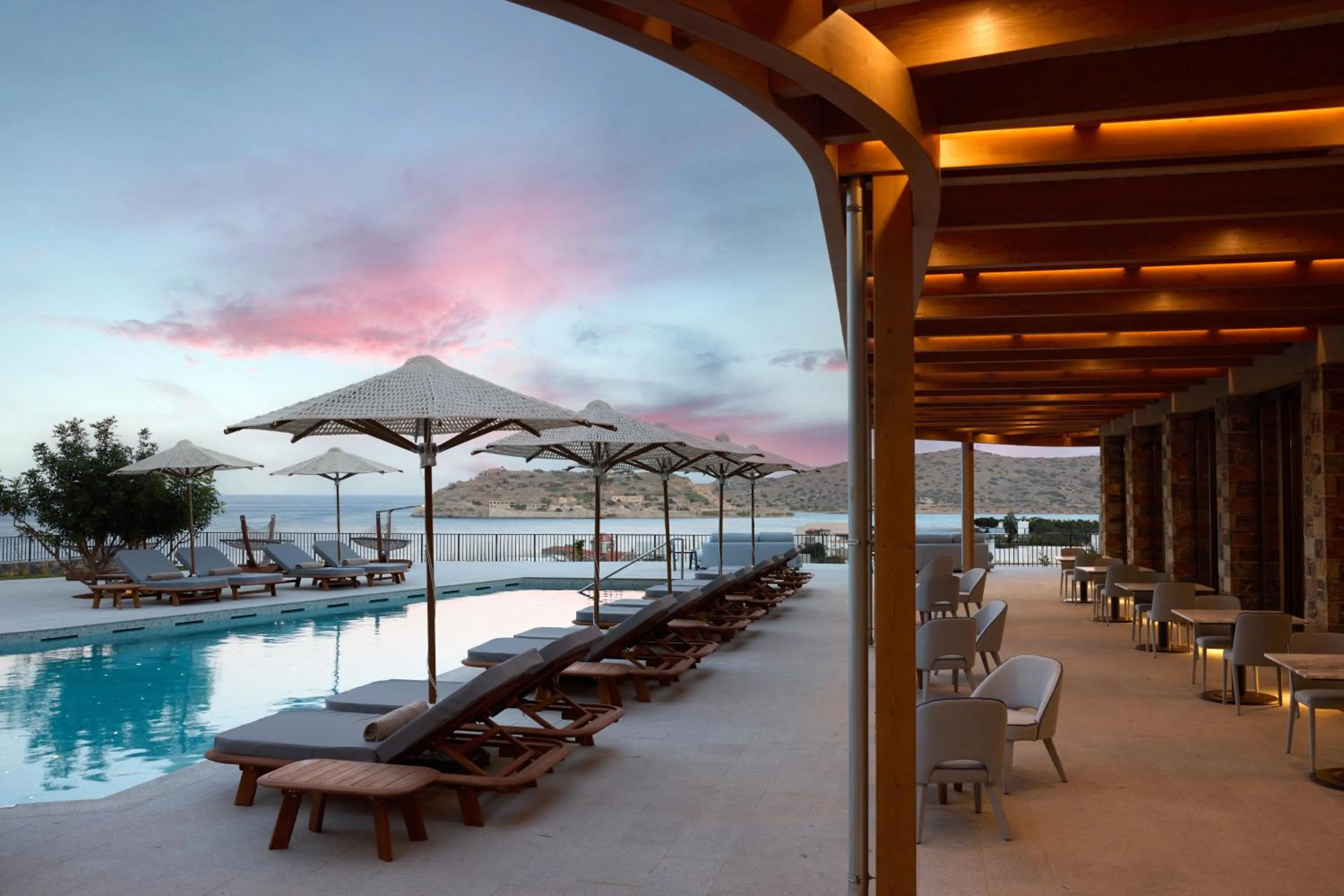 Swimming pool in Cayo Exclusive Resort & Spa