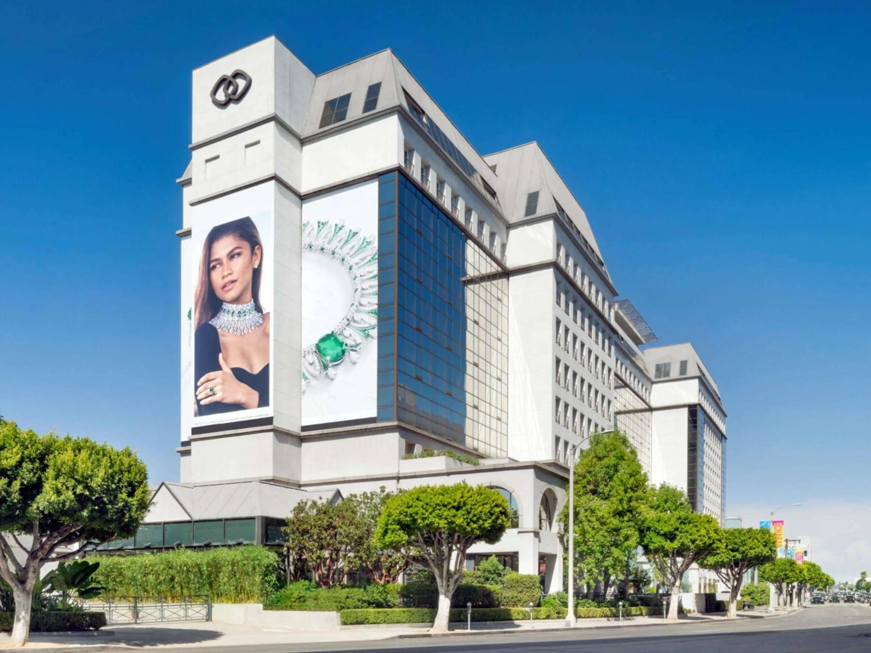 Property building in Hotel Sofitel Los Angeles at Beverly Hills