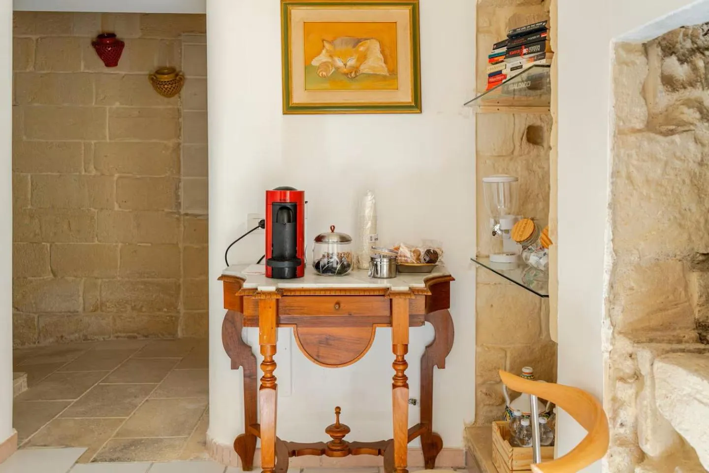 Coffee/tea facilities in B&B Corte dei Memoli di Margiotta Giuseppina