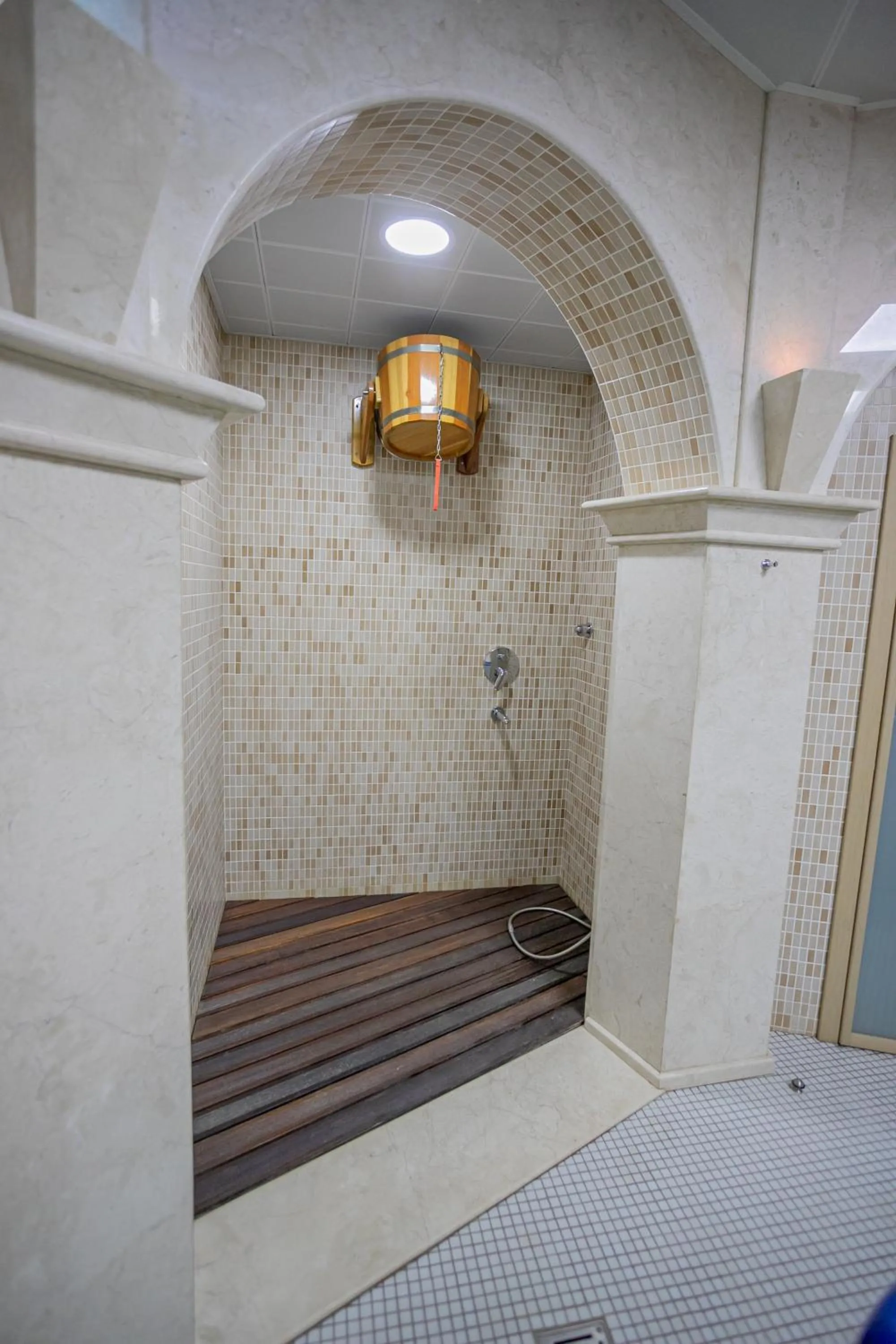 Shower in Badam d'Art Boutique Hotel