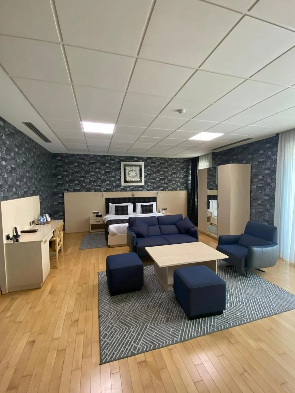 King Room with Balcony - single occupancy in Badam d'Art Boutique Hotel