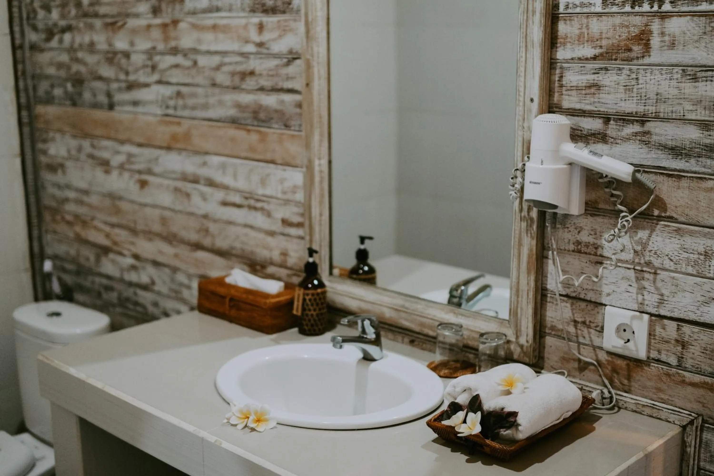 Bathroom in Lanussa Hill Villa