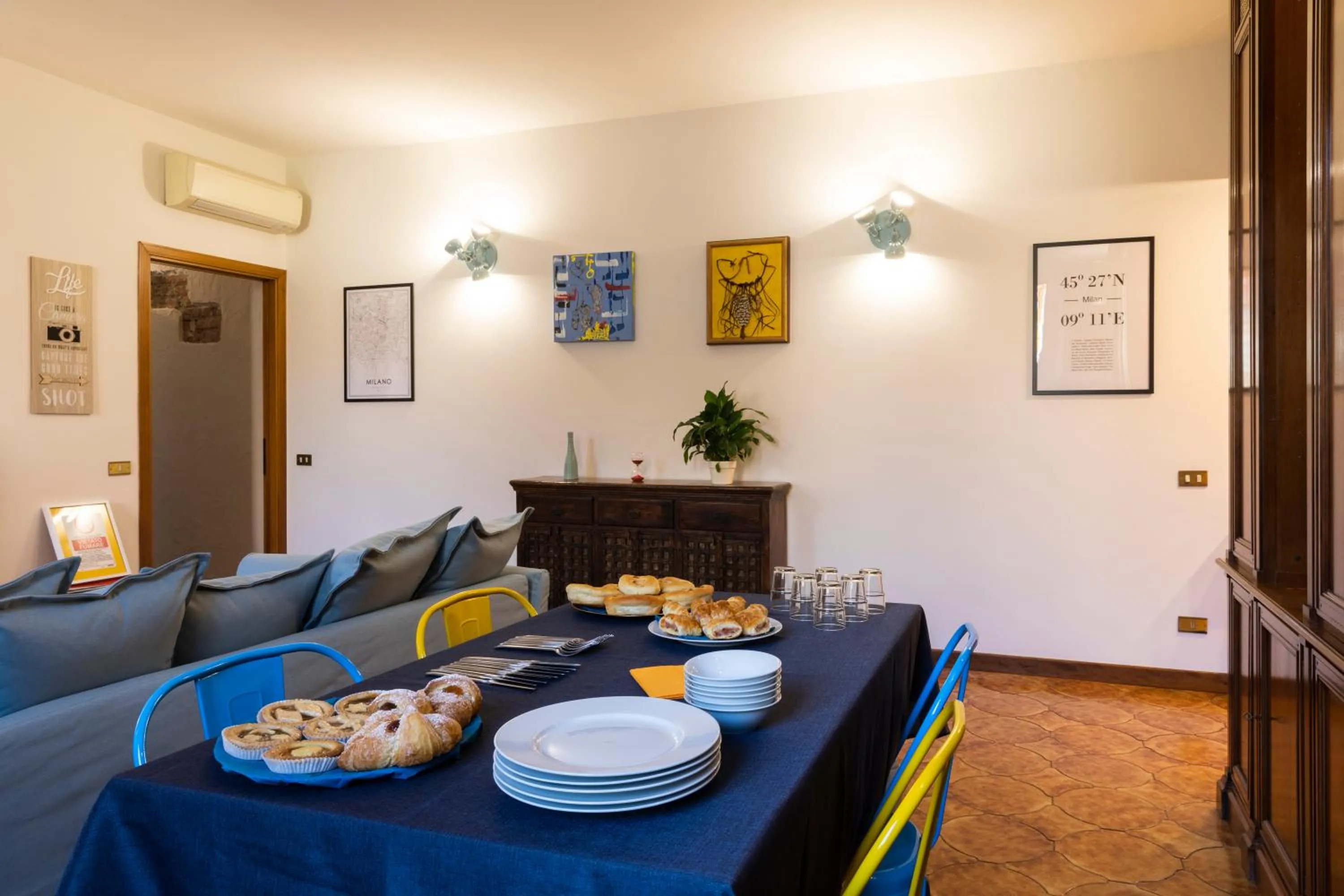 Dining area in Casagrande 1920