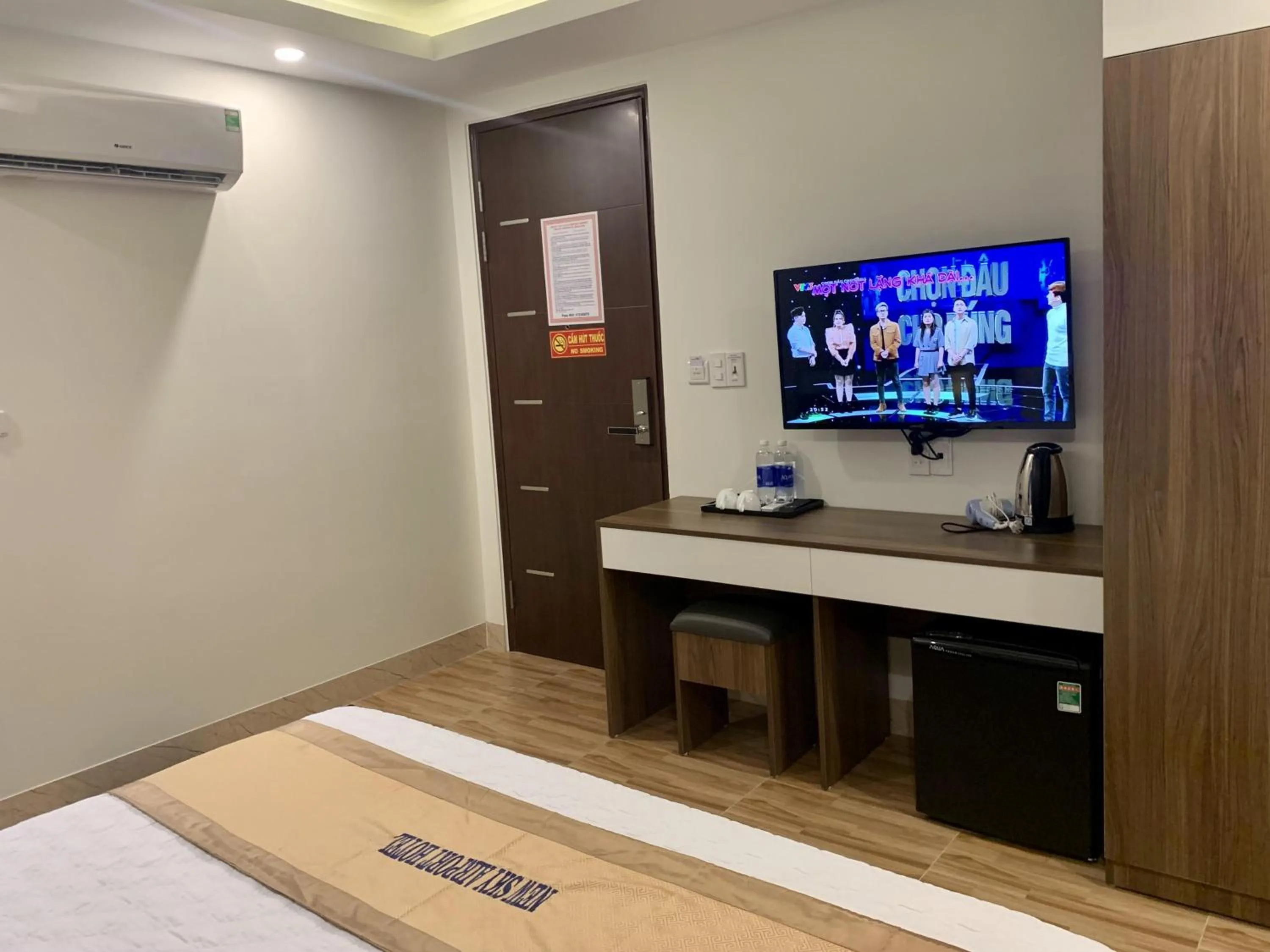 Bed in New Sky Airport Hotel