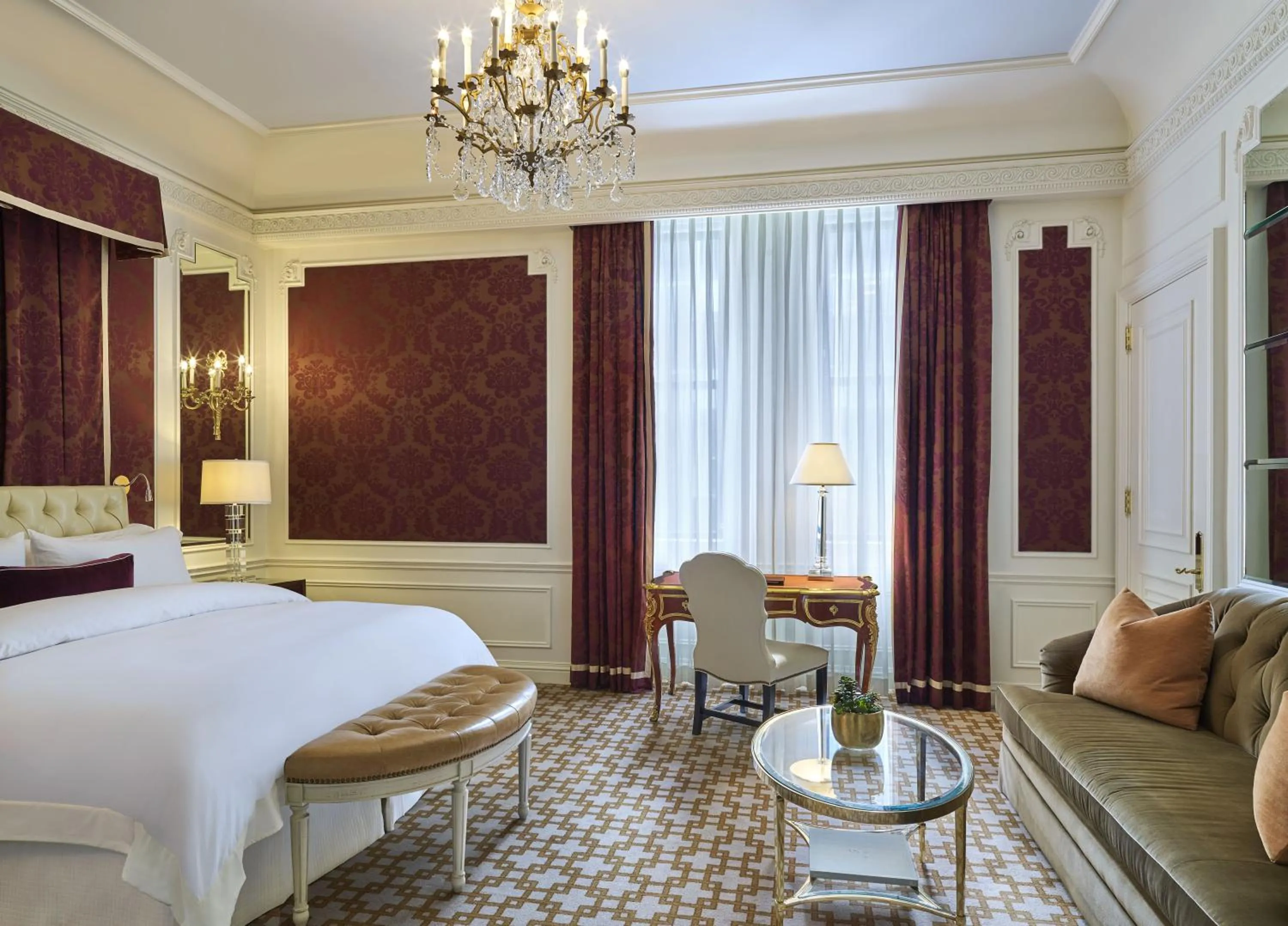 Decorative detail, Bed in 5th & 55th Residence Club