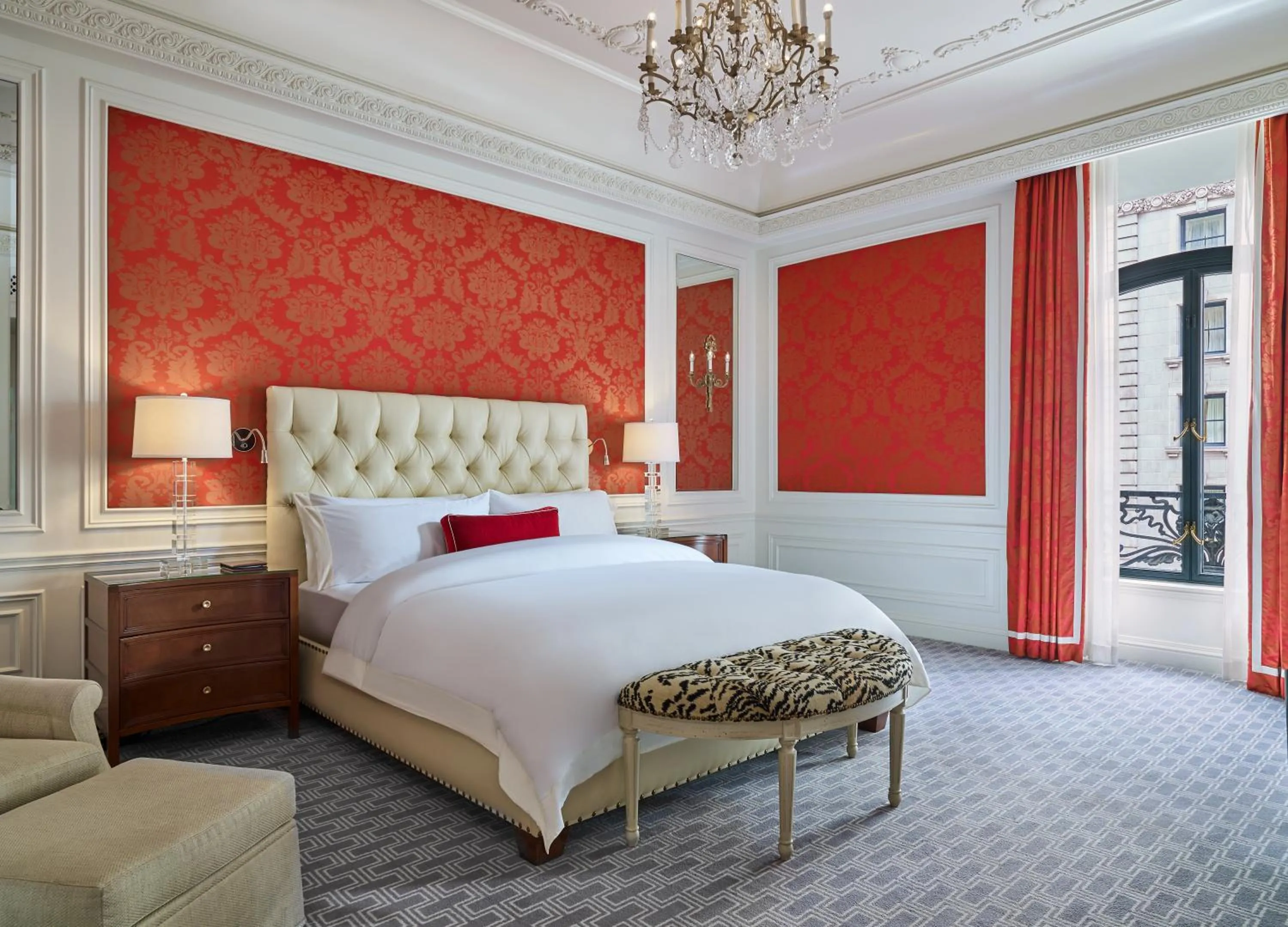 Decorative detail, Bed in 5th & 55th Residence Club