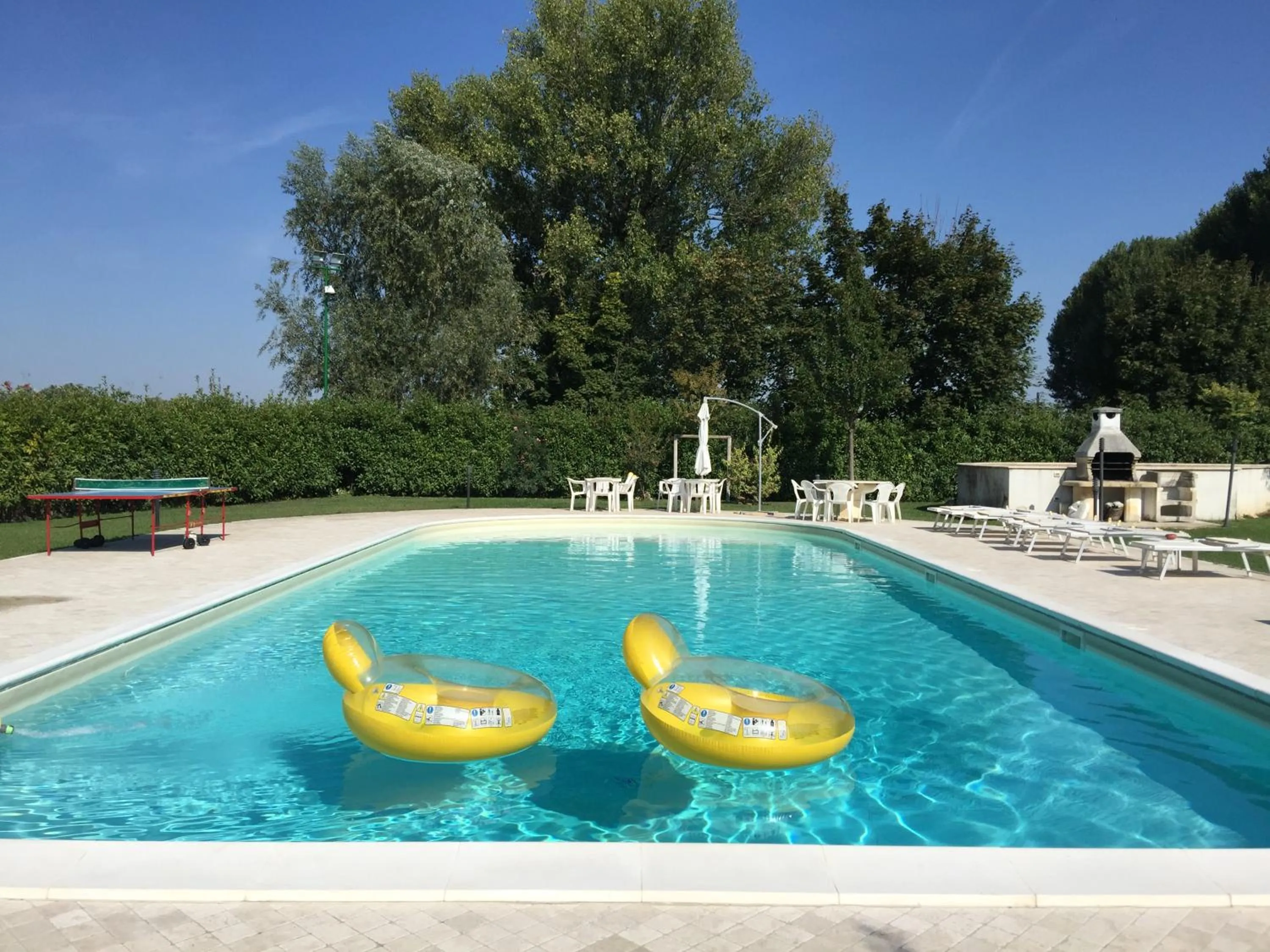 Garden in Bed & Breakfast Case Osti