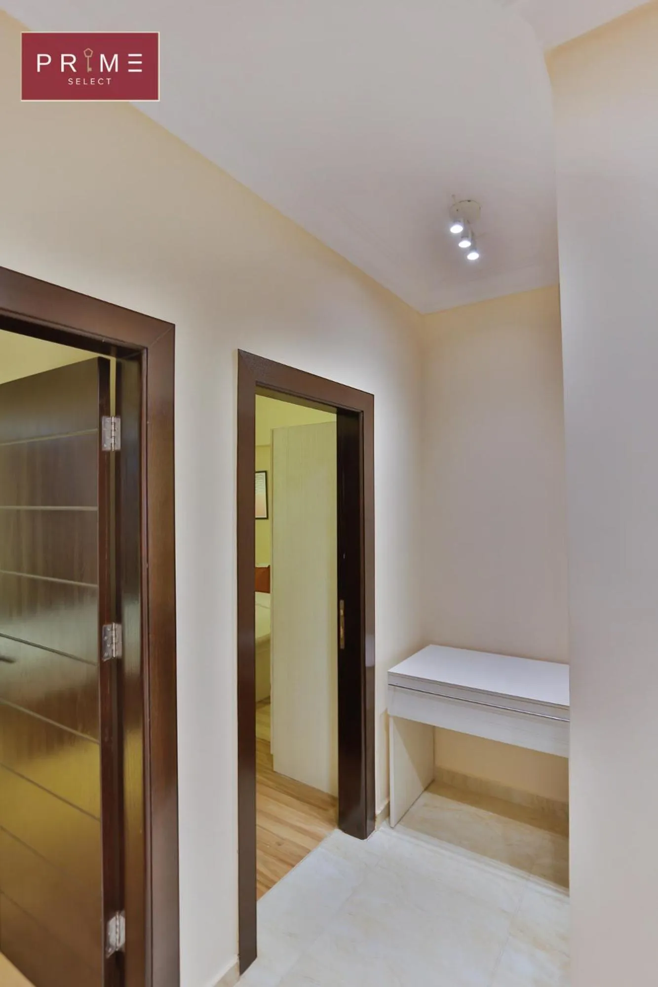 Bed in Prime Select Point 90 Mall