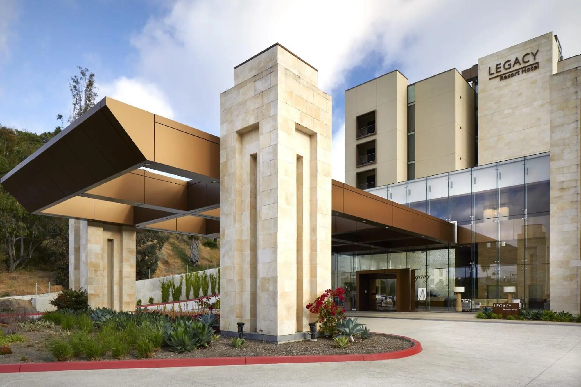 Legacy Resort Hotel & Spa