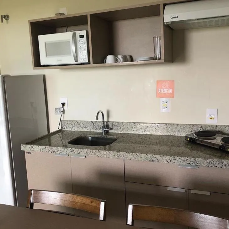 Kitchen or kitchenette in SALINAS PARK RESORT