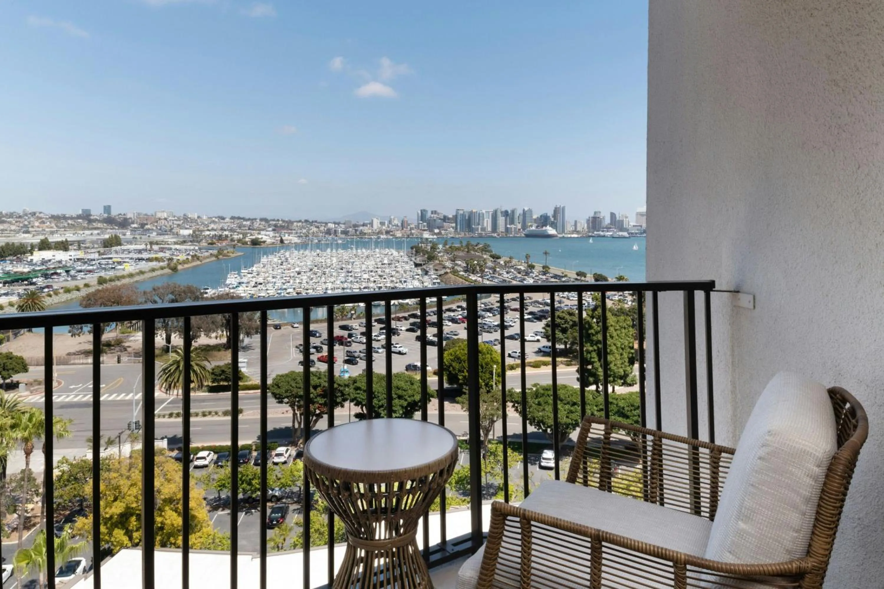 Photo of the whole room in Sheraton San Diego Resort