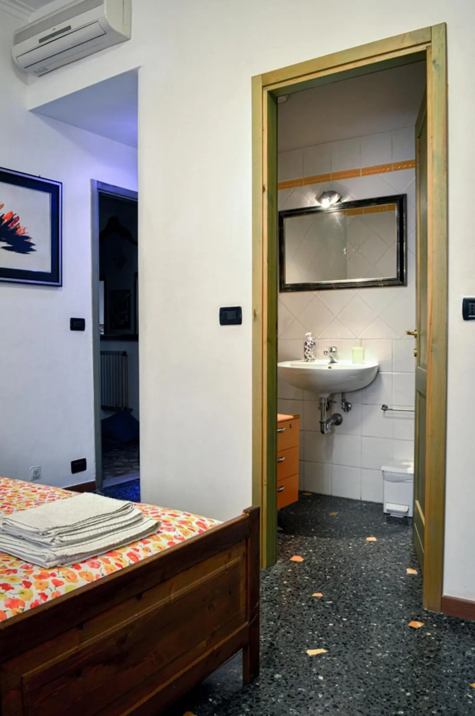 Double or Twin Room with Private Bathroom in Bed And Breakfast Arcobaleno Double or Twin Room with Private Bathroom in Bed And Breakfast Arcobaleno