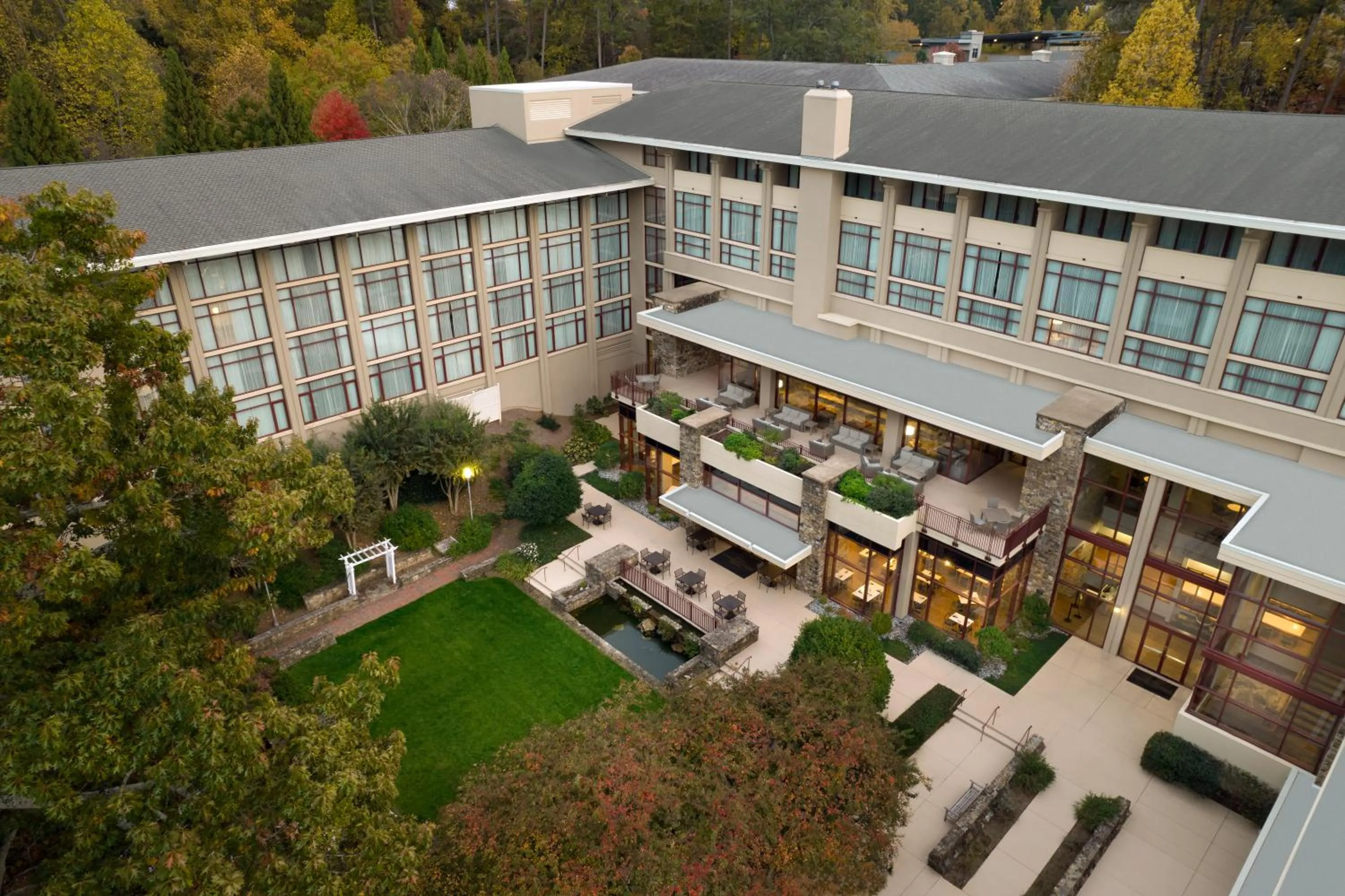 Balcony/Terrace in Emory Conference Center Hotel