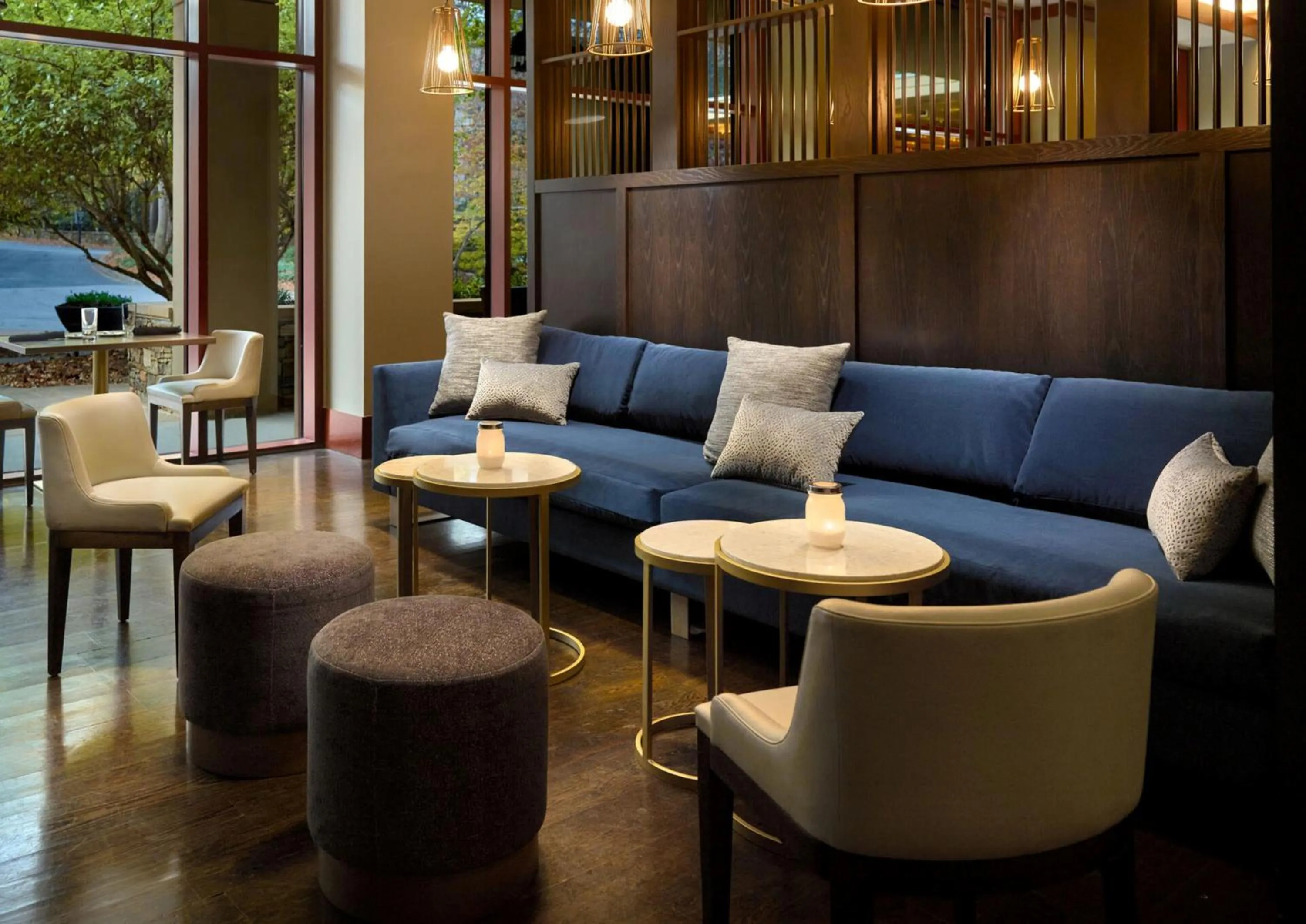 Restaurant/places to eat in Emory Conference Center Hotel