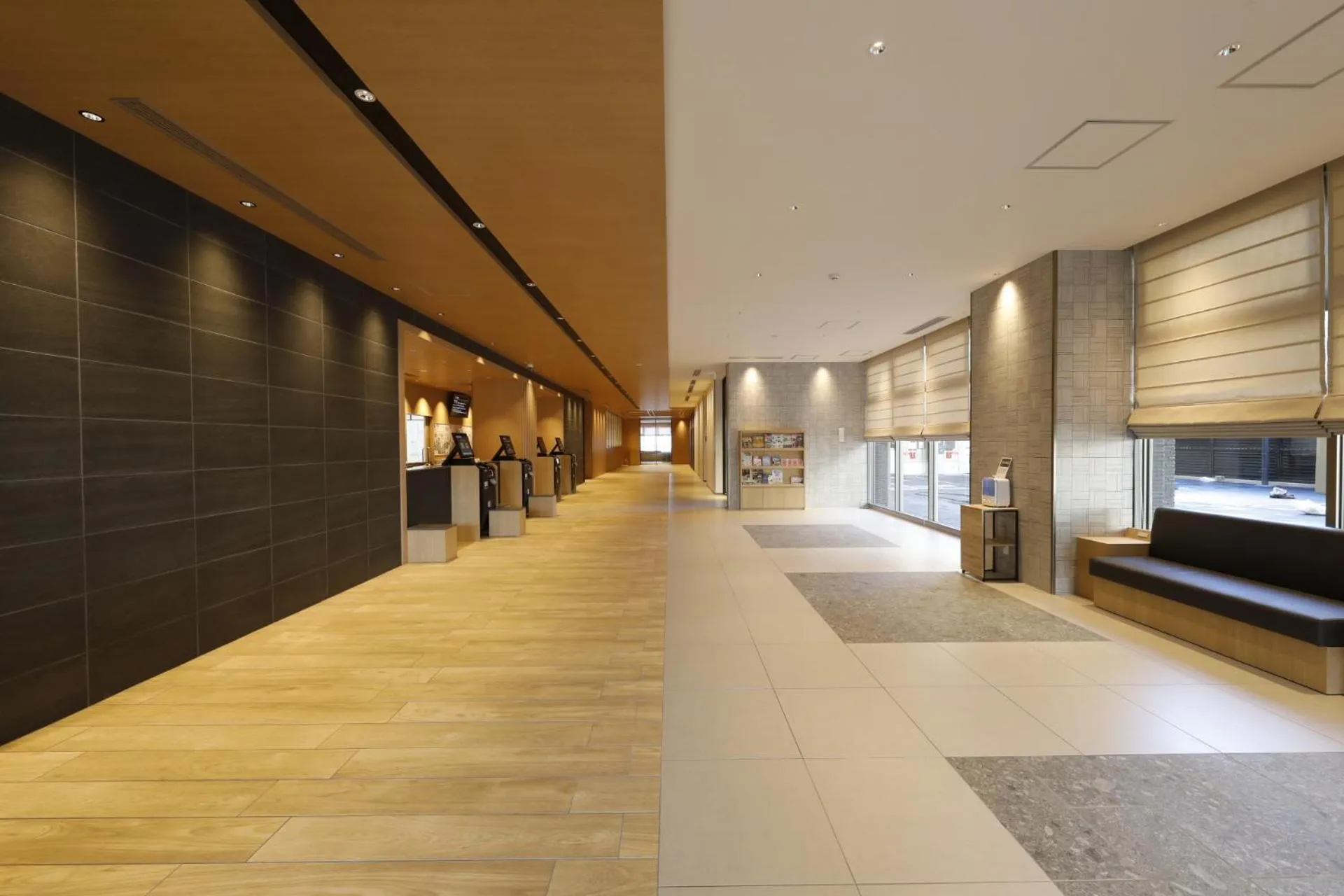 Lobby or reception in Dormy Inn Mito