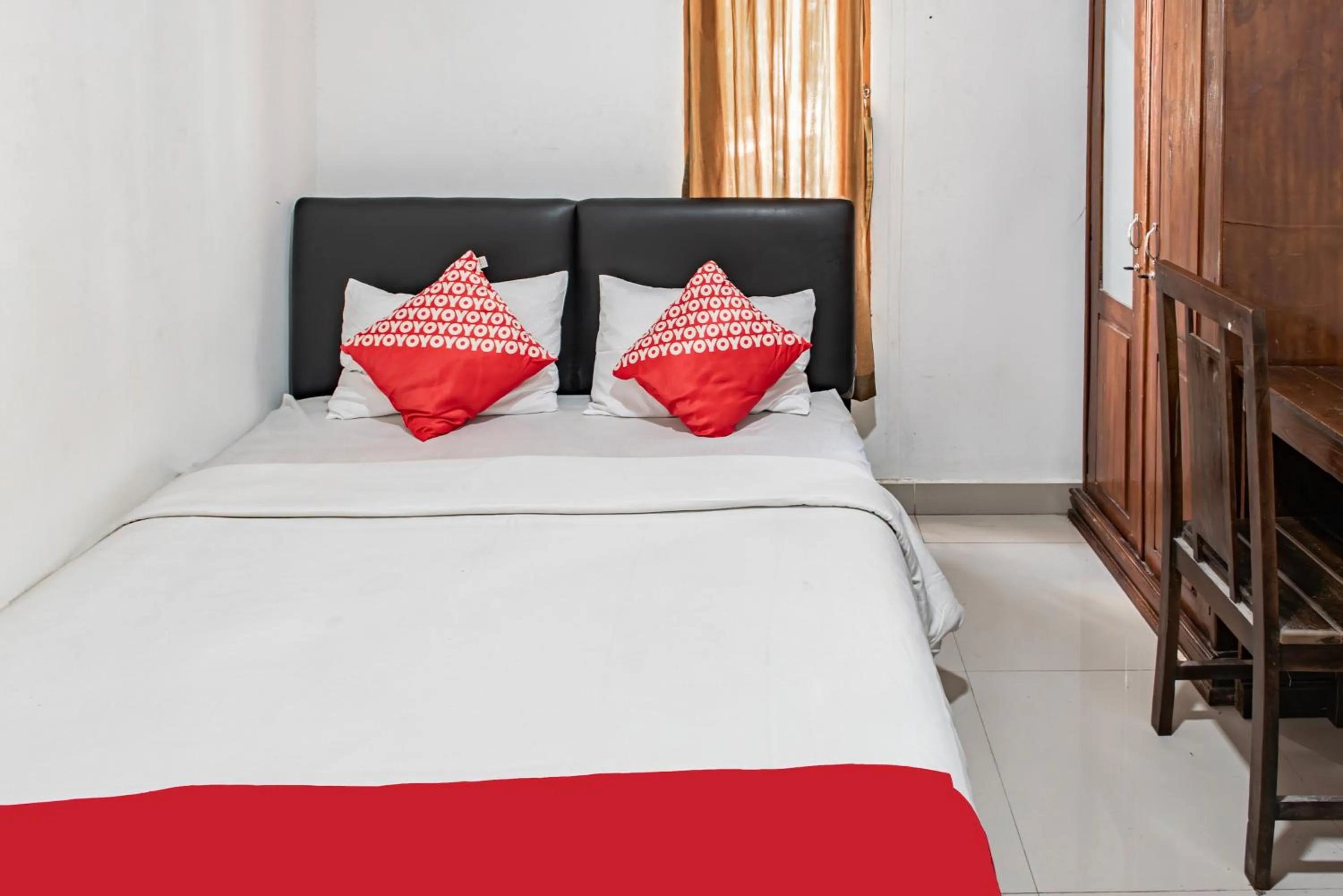 Bedroom, Bed in Hotel O Kambang Iwak Area Near Kambang Iwak Park Formerly Kerangga