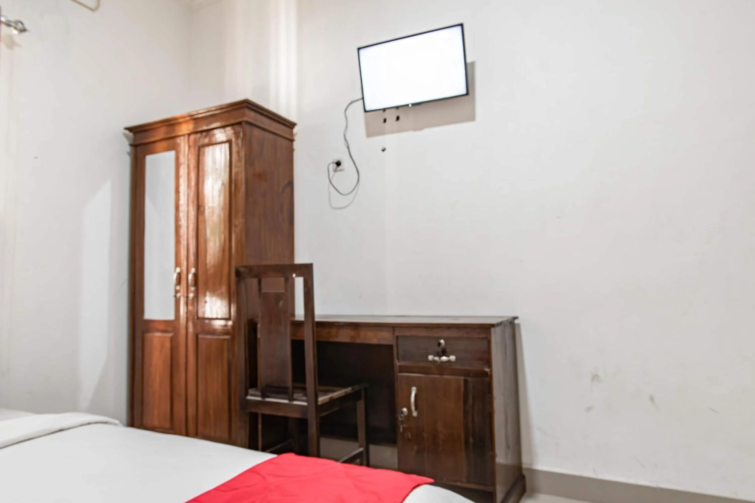 Bedroom, Bed in Hotel O Kambang Iwak Area Near Kambang Iwak Park Formerly Kerangga